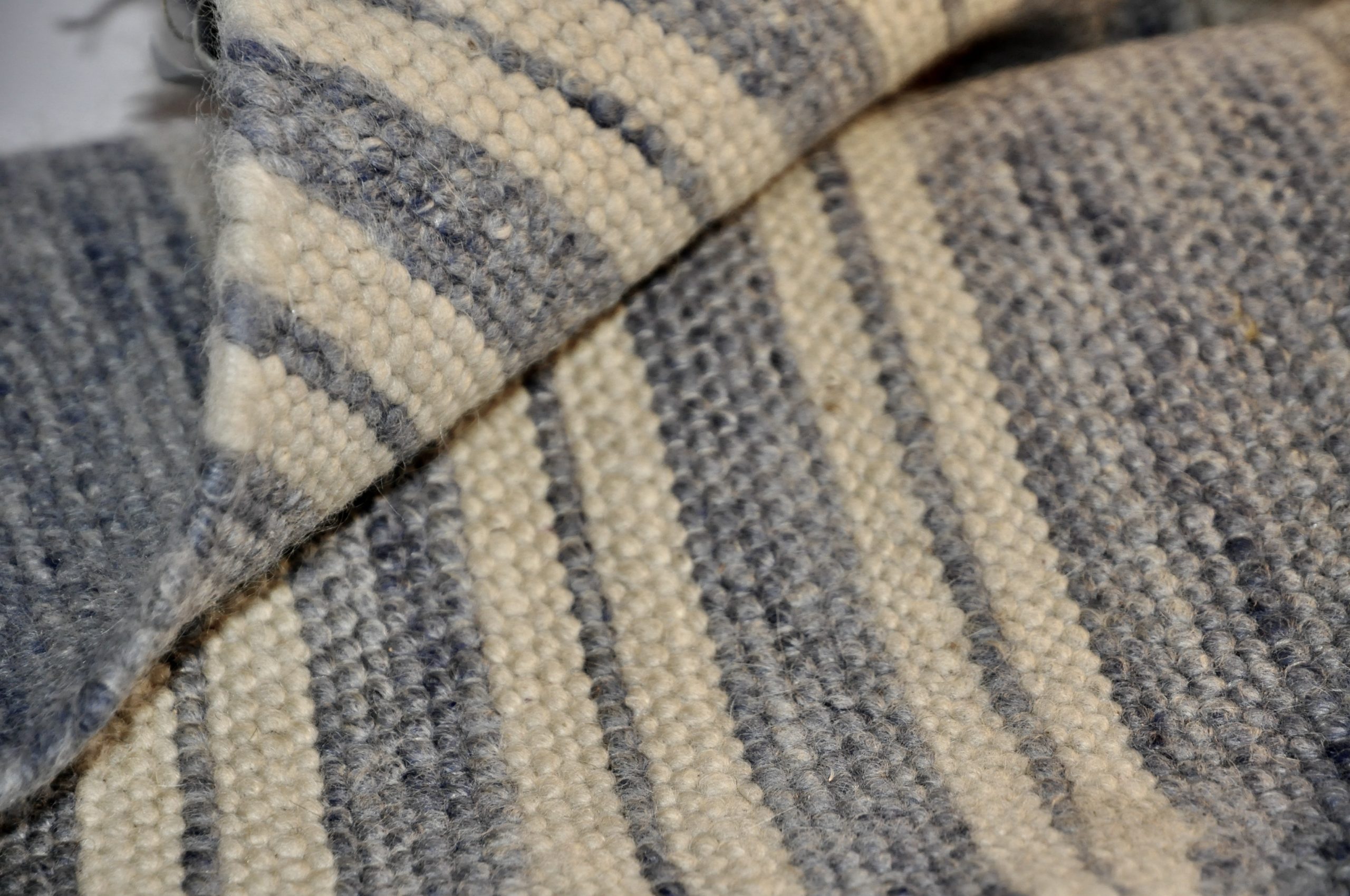 Tapis en laine tissée – Image 3