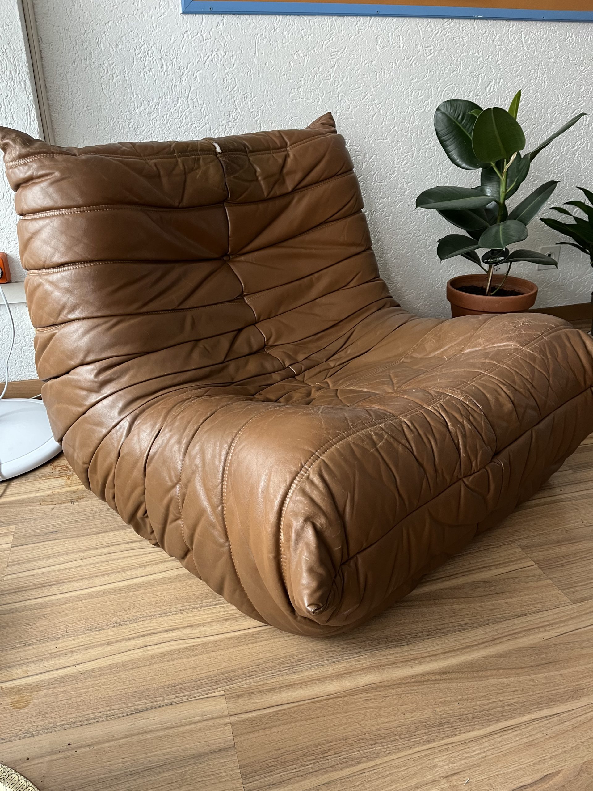 Chauffeuse Togo de Michel Ducaroy pour Ligne Roset – Image 2