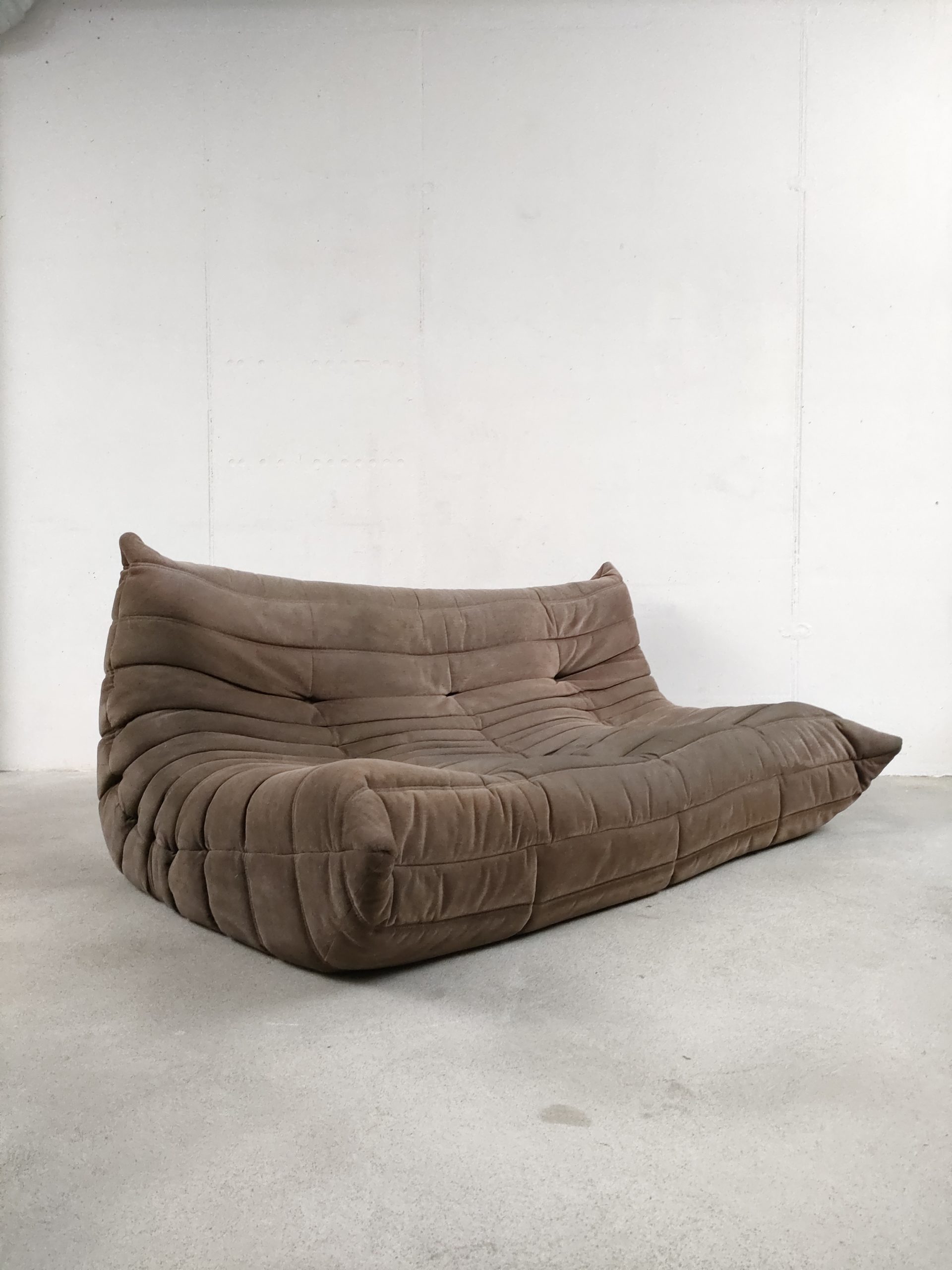 Canapé 3 places Togo de Michel Ducaroy pour Ligne Roset – Image 2