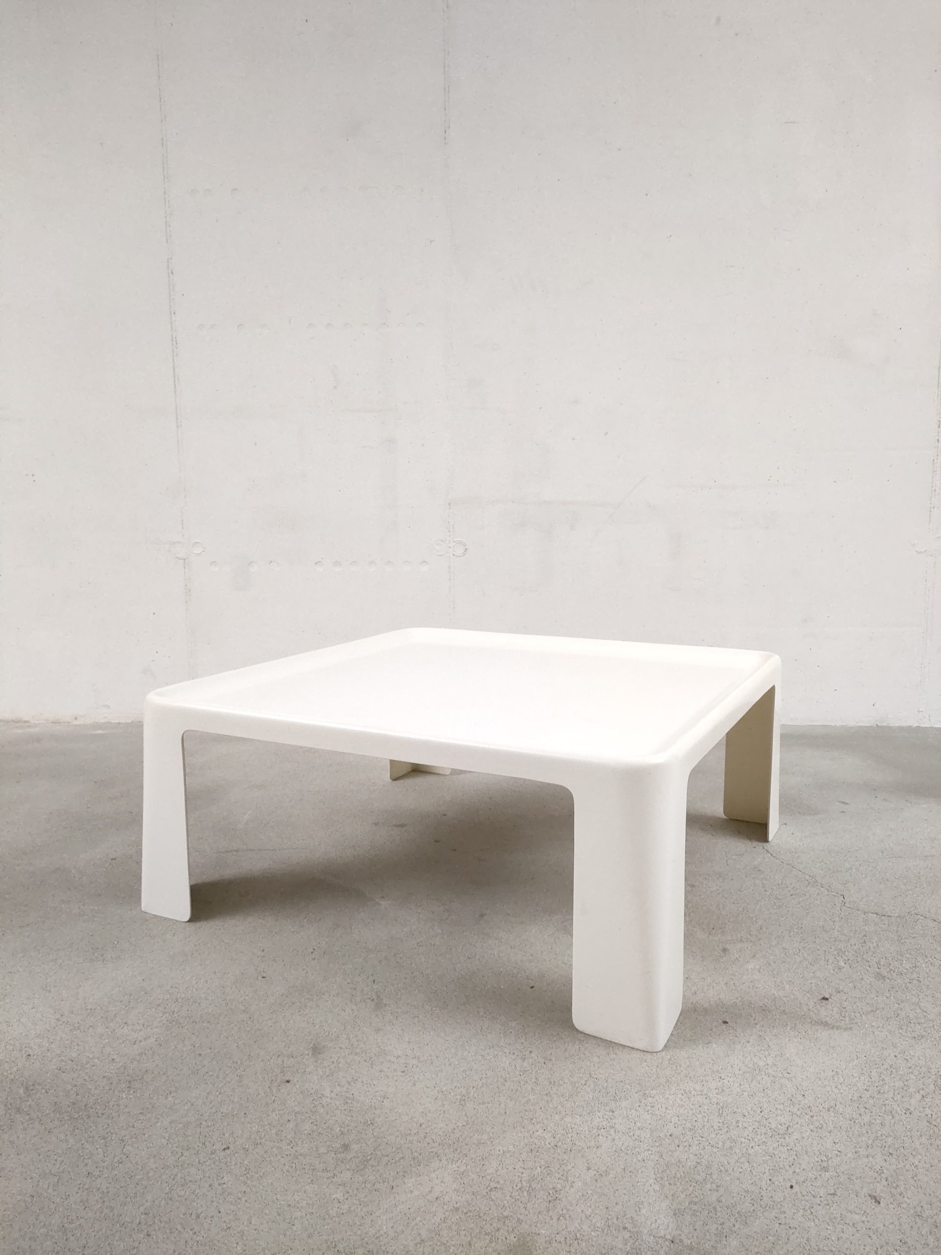 Table basse Amanta de Mario Bellini pour C&B Italia – Image 2