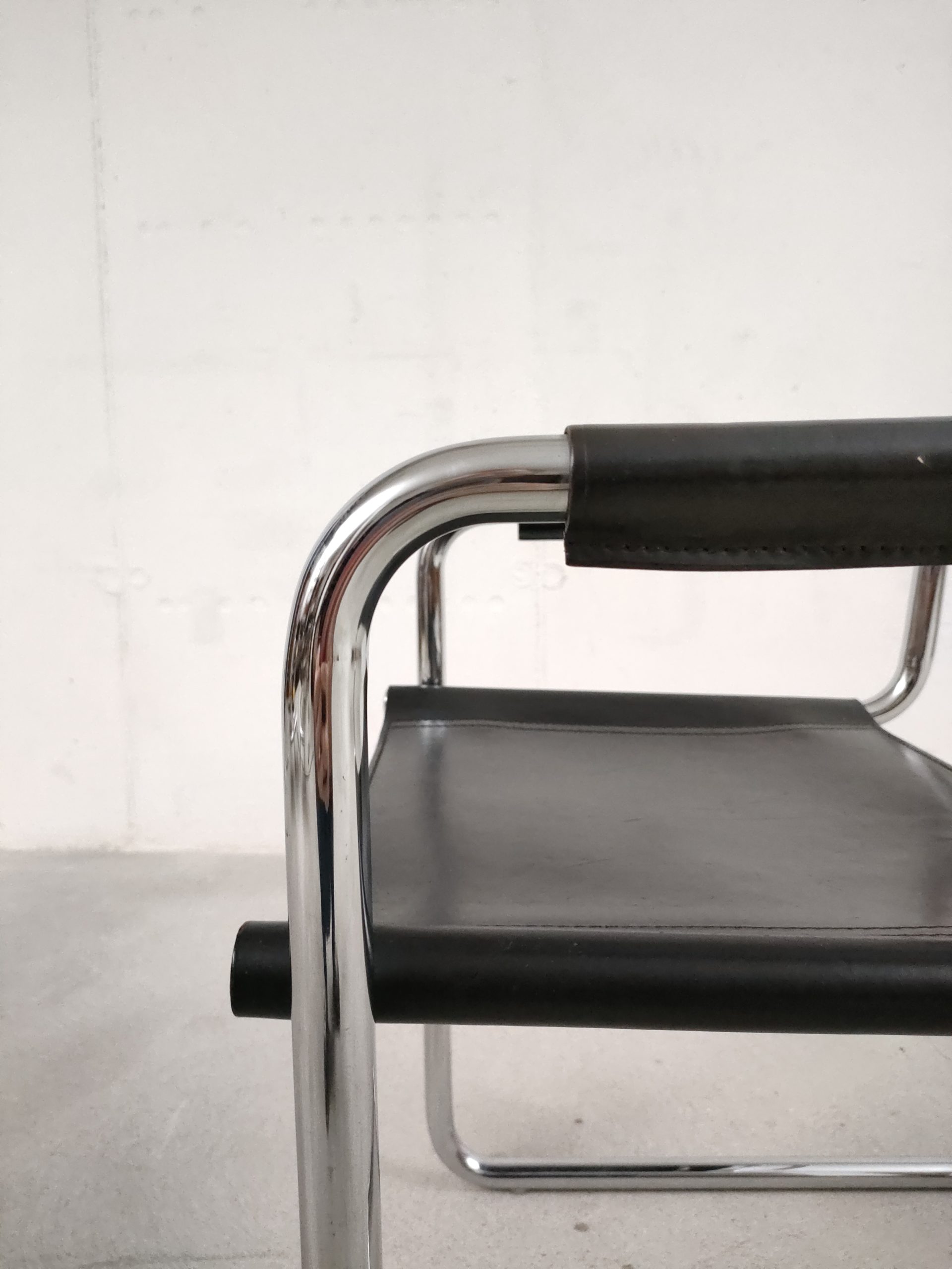 Chaise tubulaire Matteo Grassi – Image 11