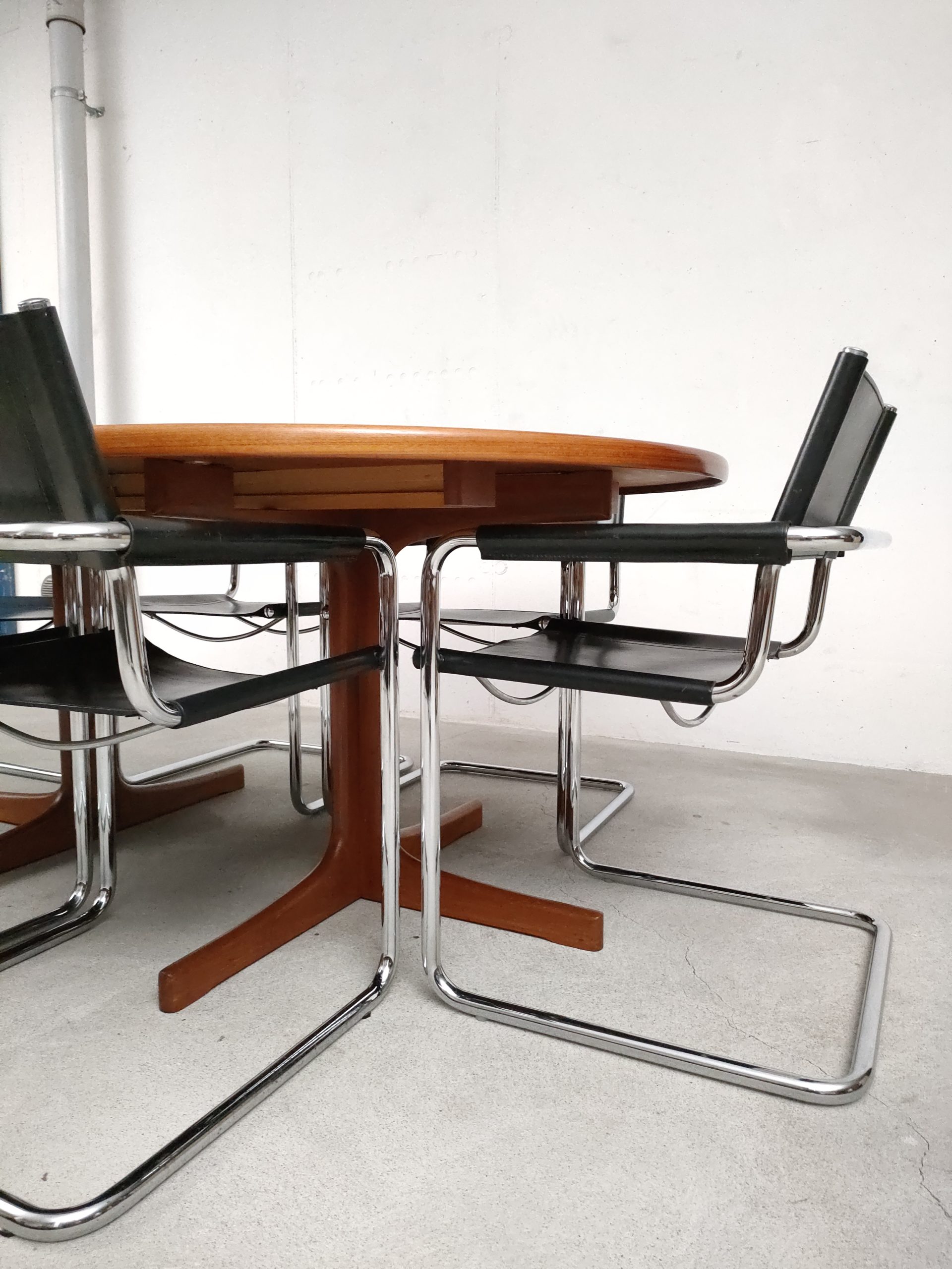 Chaise(s) tubulaire(s) Matteo Grassi – Image 25