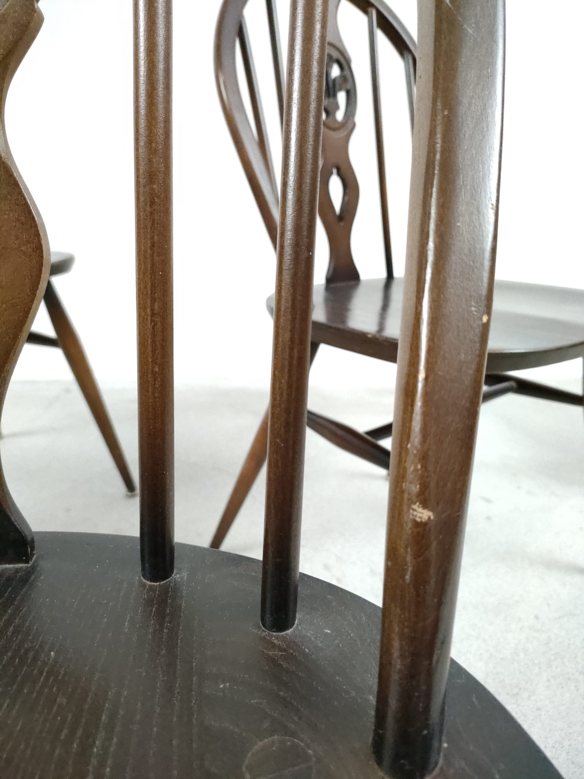 Set de 4 chaises Ercol – Image 13