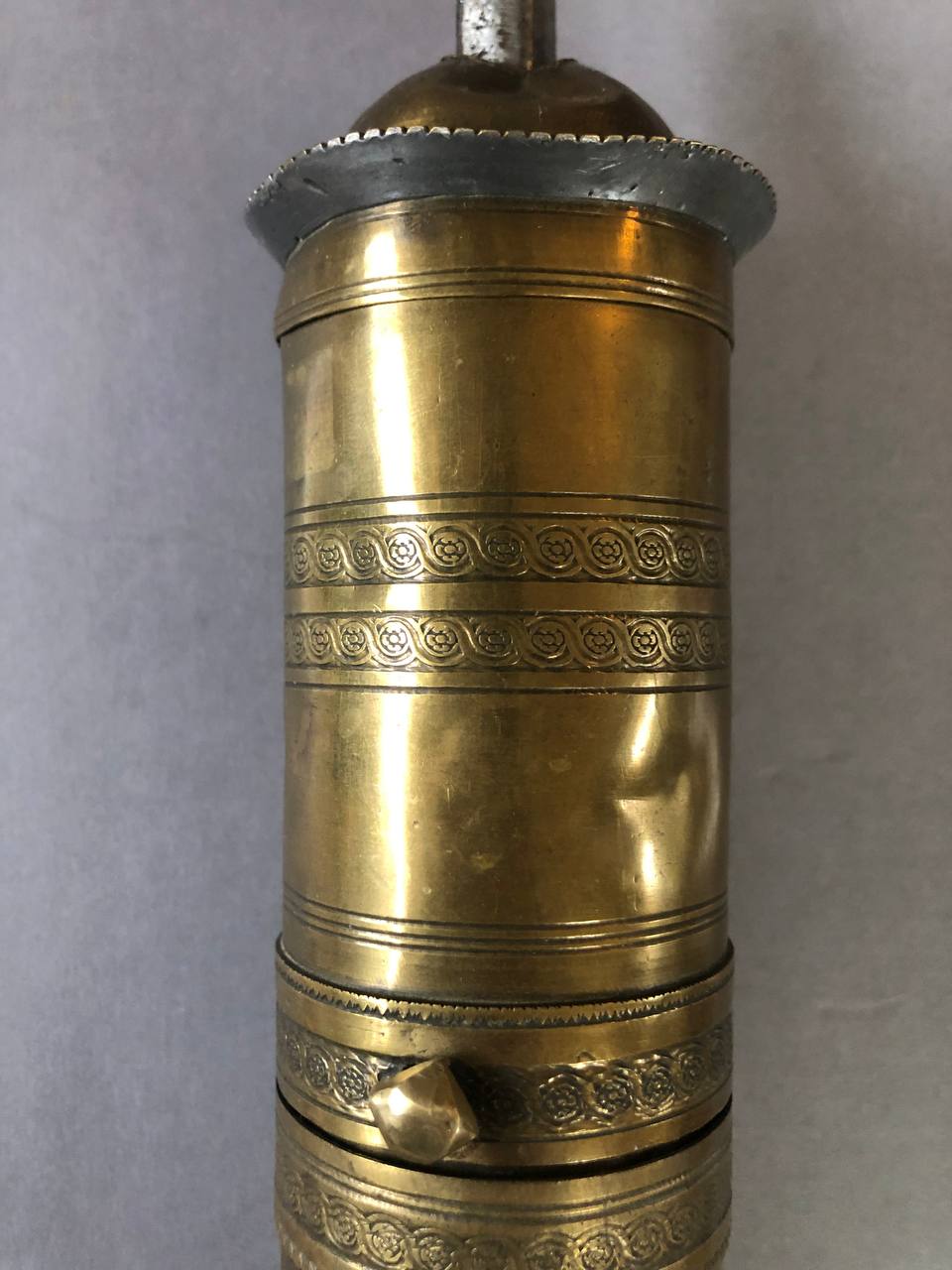 Ancien moulin en cuivre – Image 4