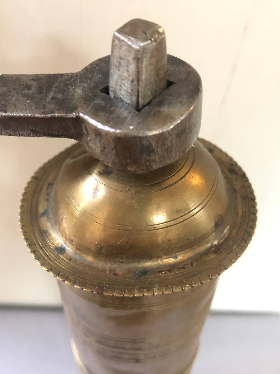 Ancien moulin en cuivre – Image 7