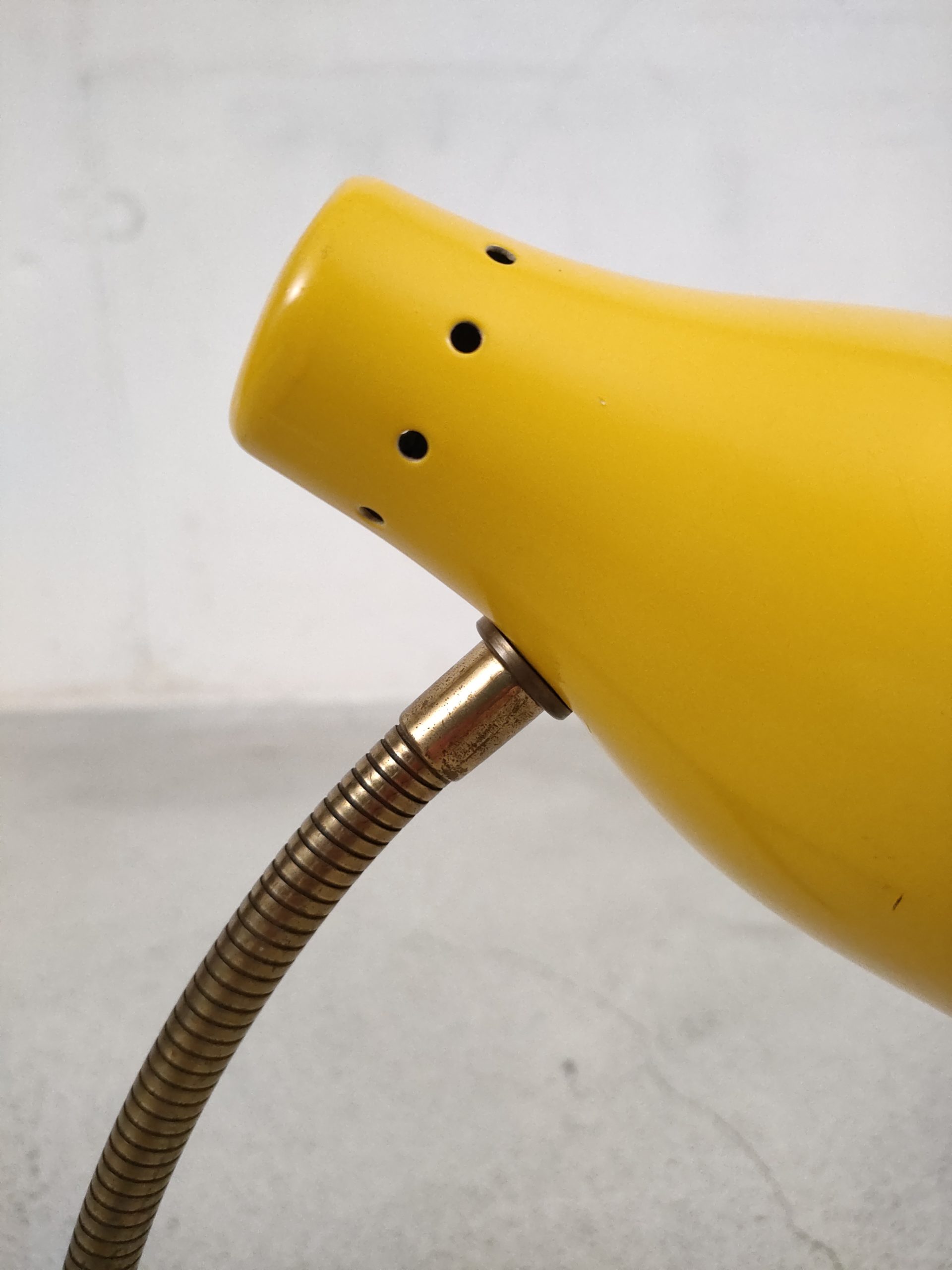 Lampe de table jaune – Image 12