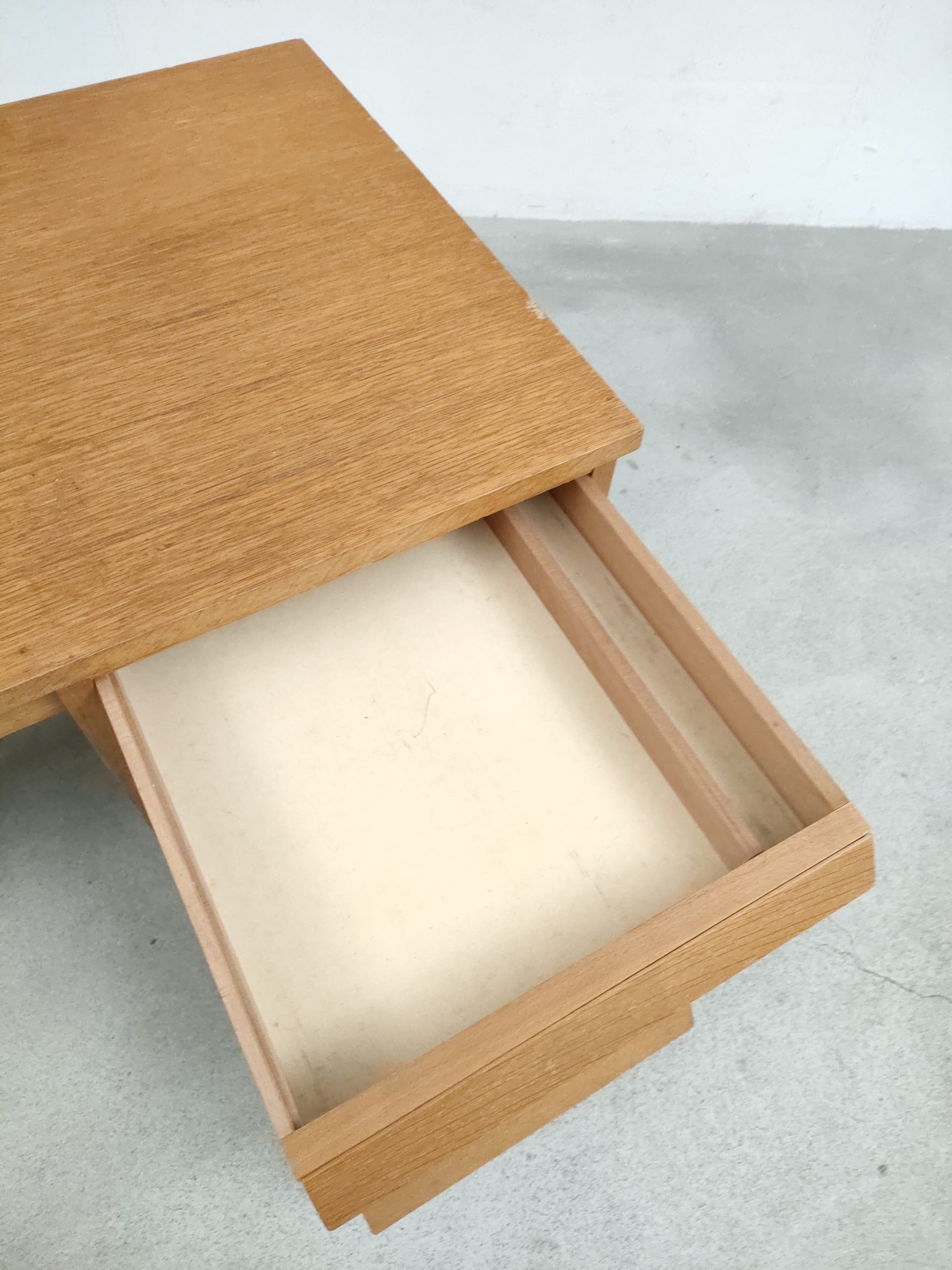 Bureau vintage en bois – Image 7