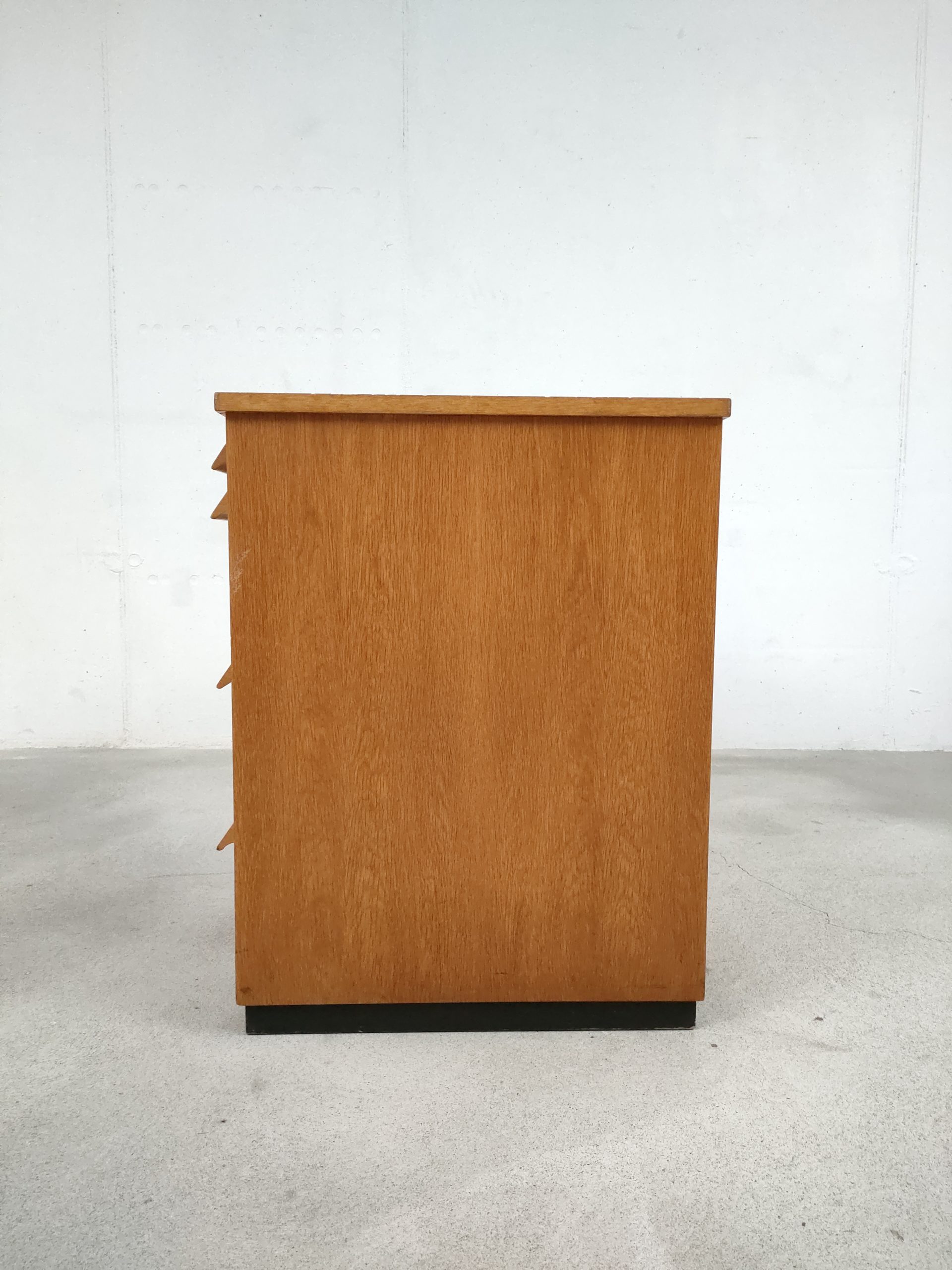 Bureau vintage en bois – Image 10