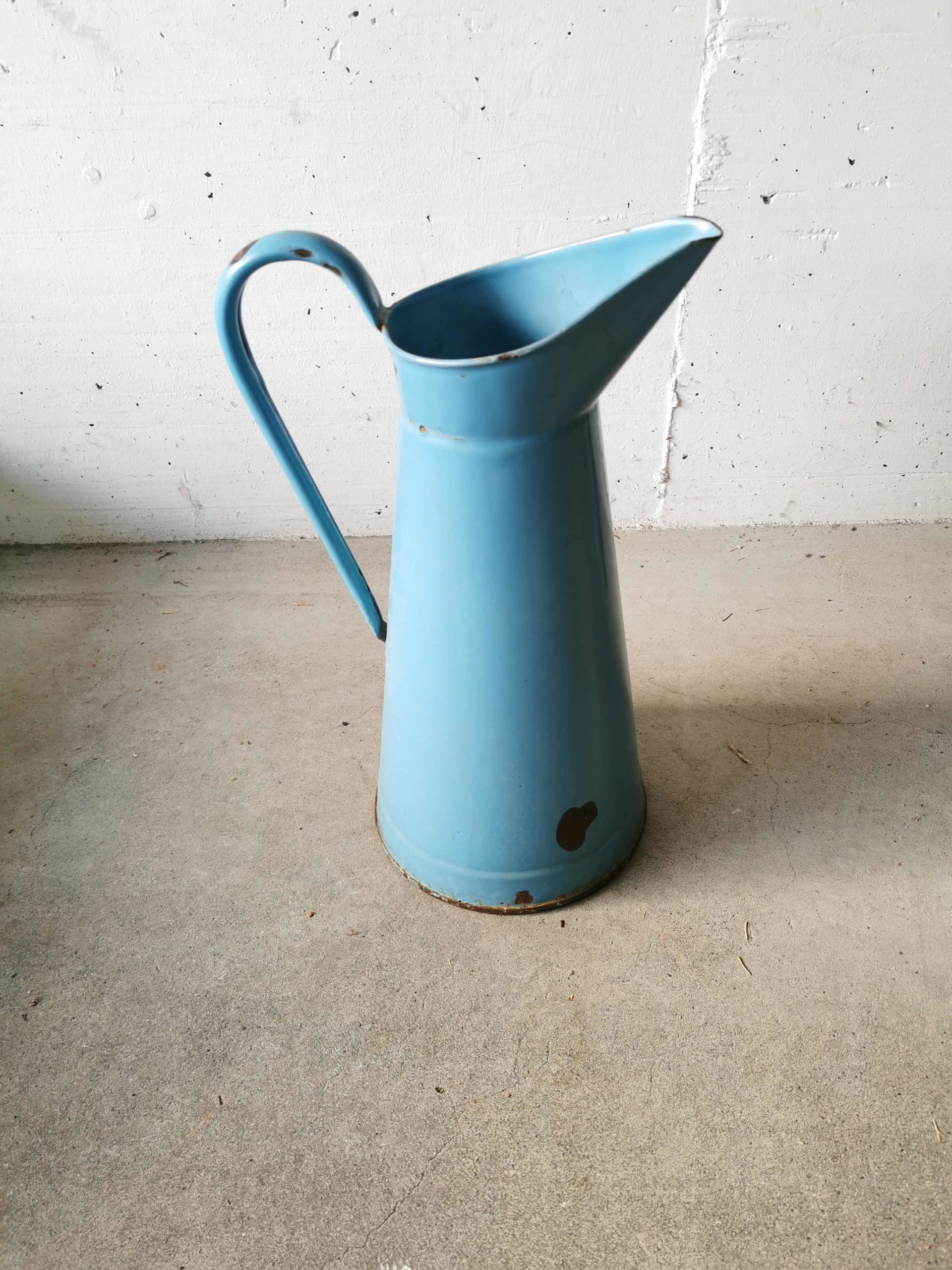 Broc / Carafe à eau émaillée bleu azur – Image 4