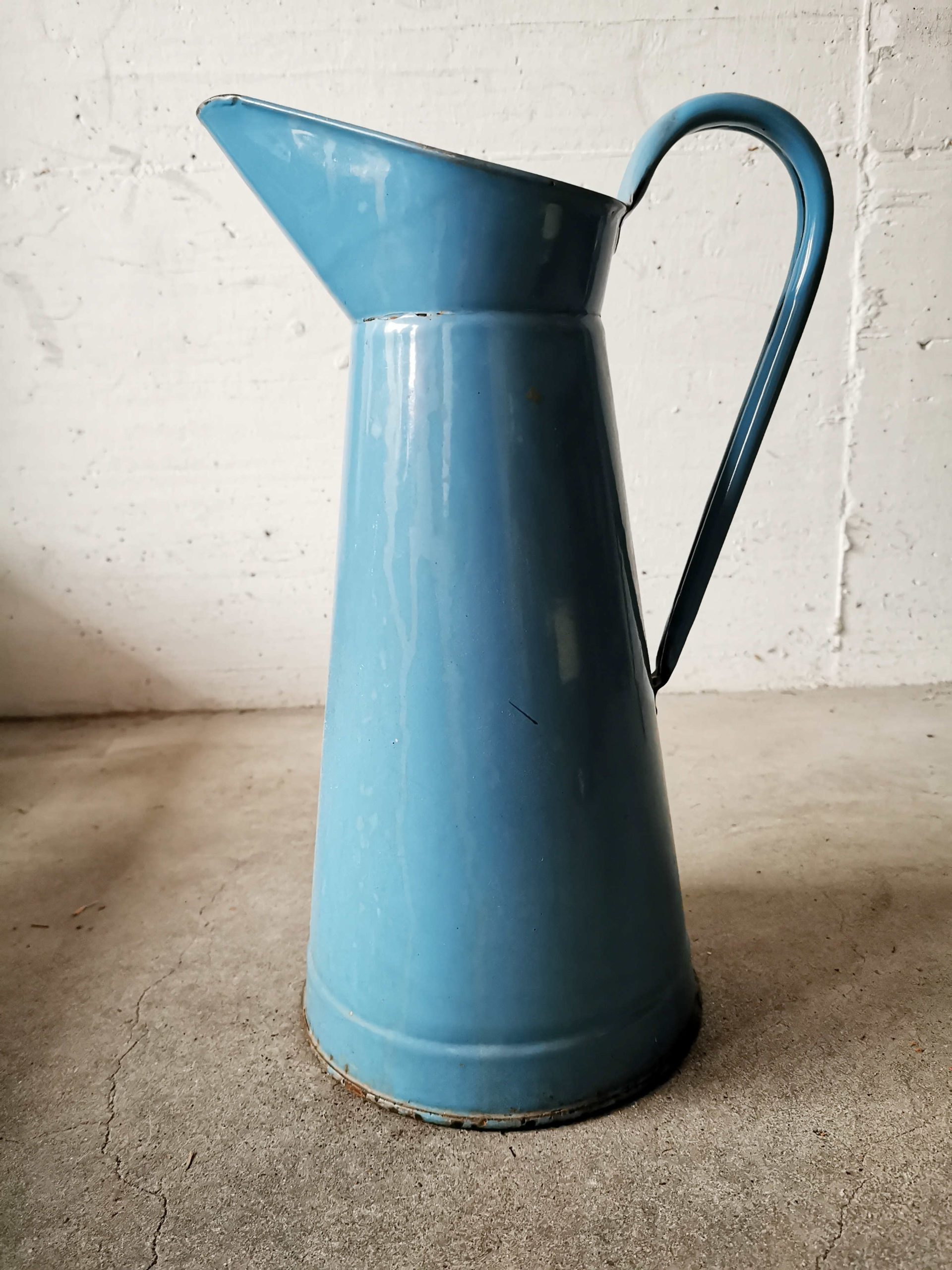 Broc / Carafe à eau émaillée bleu azur – Image 2