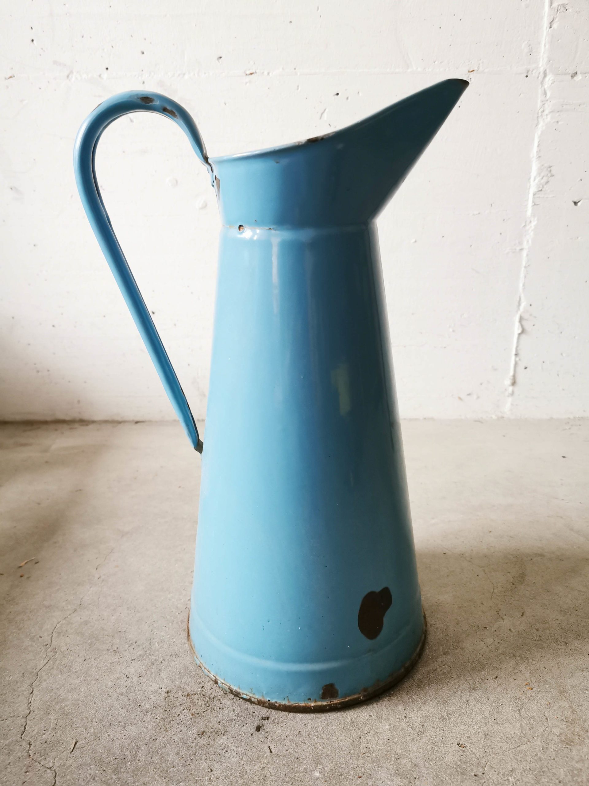 Broc / Carafe à eau émaillée bleu azur – Image 3