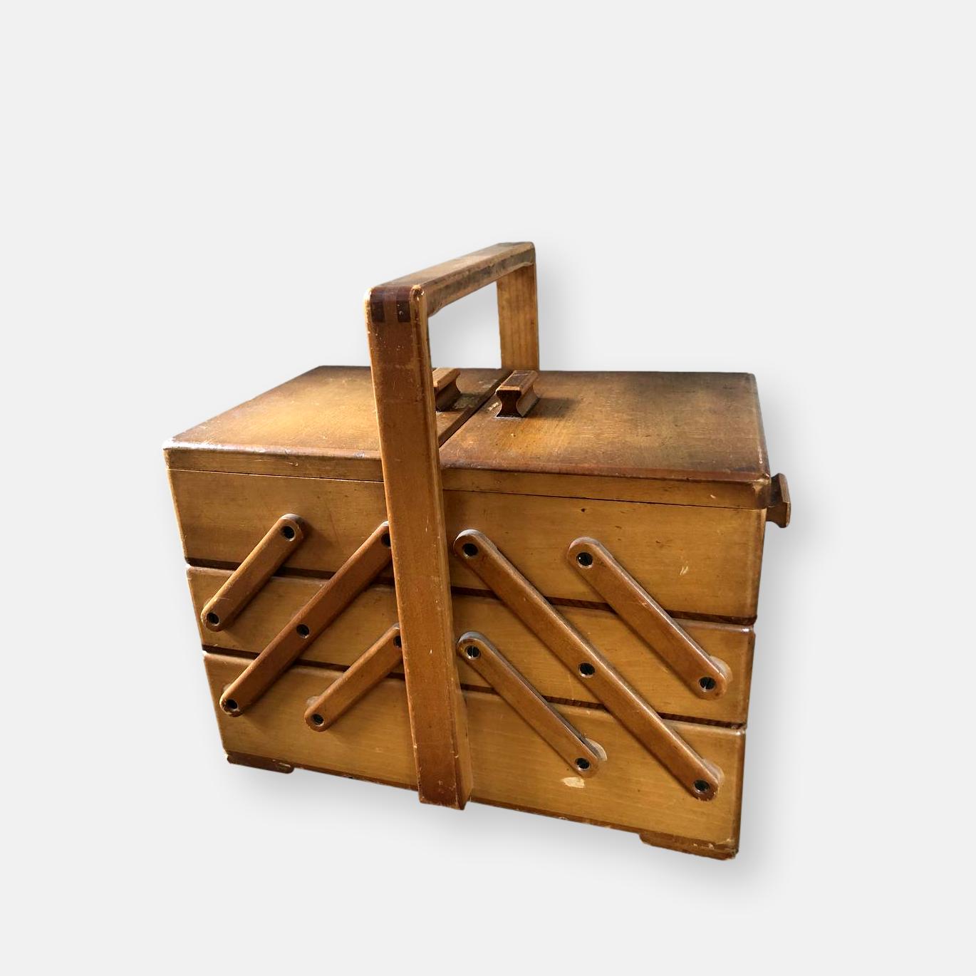 Boîte à couture / bijoux