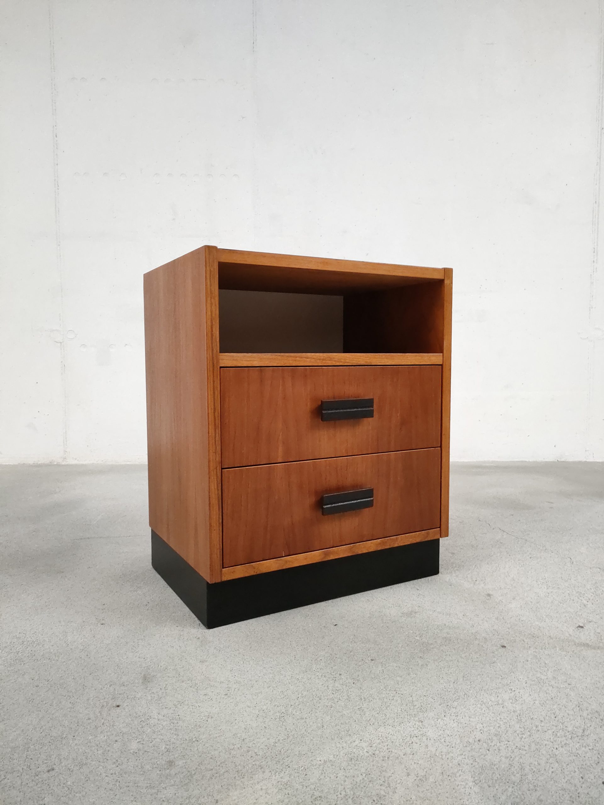 Table de nuit – Image 2