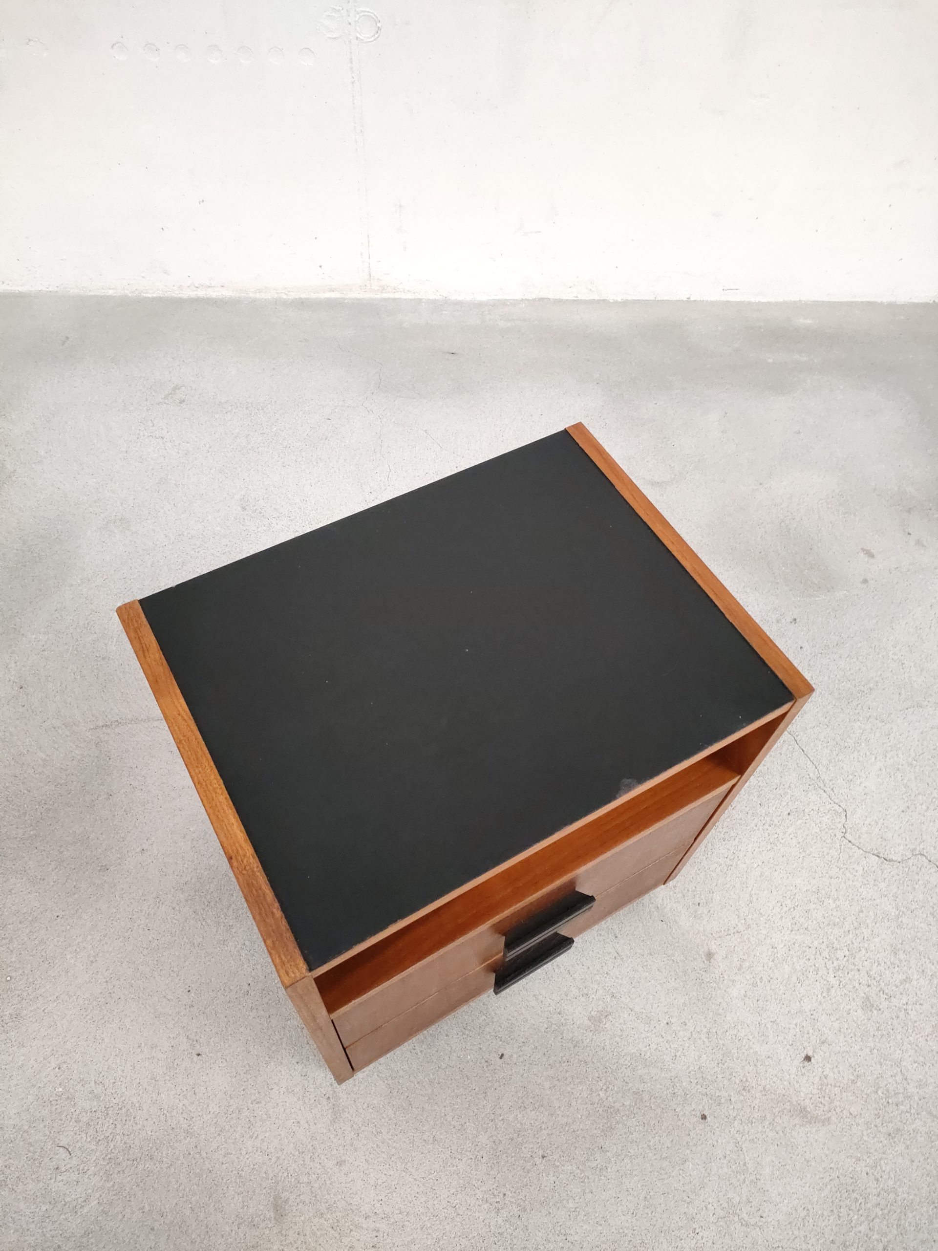 Table de nuit – Image 5