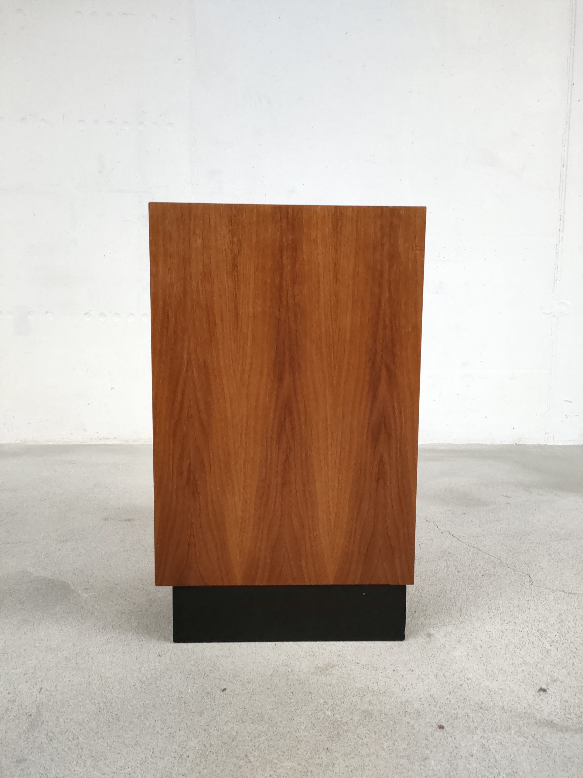 Table de nuit – Image 12