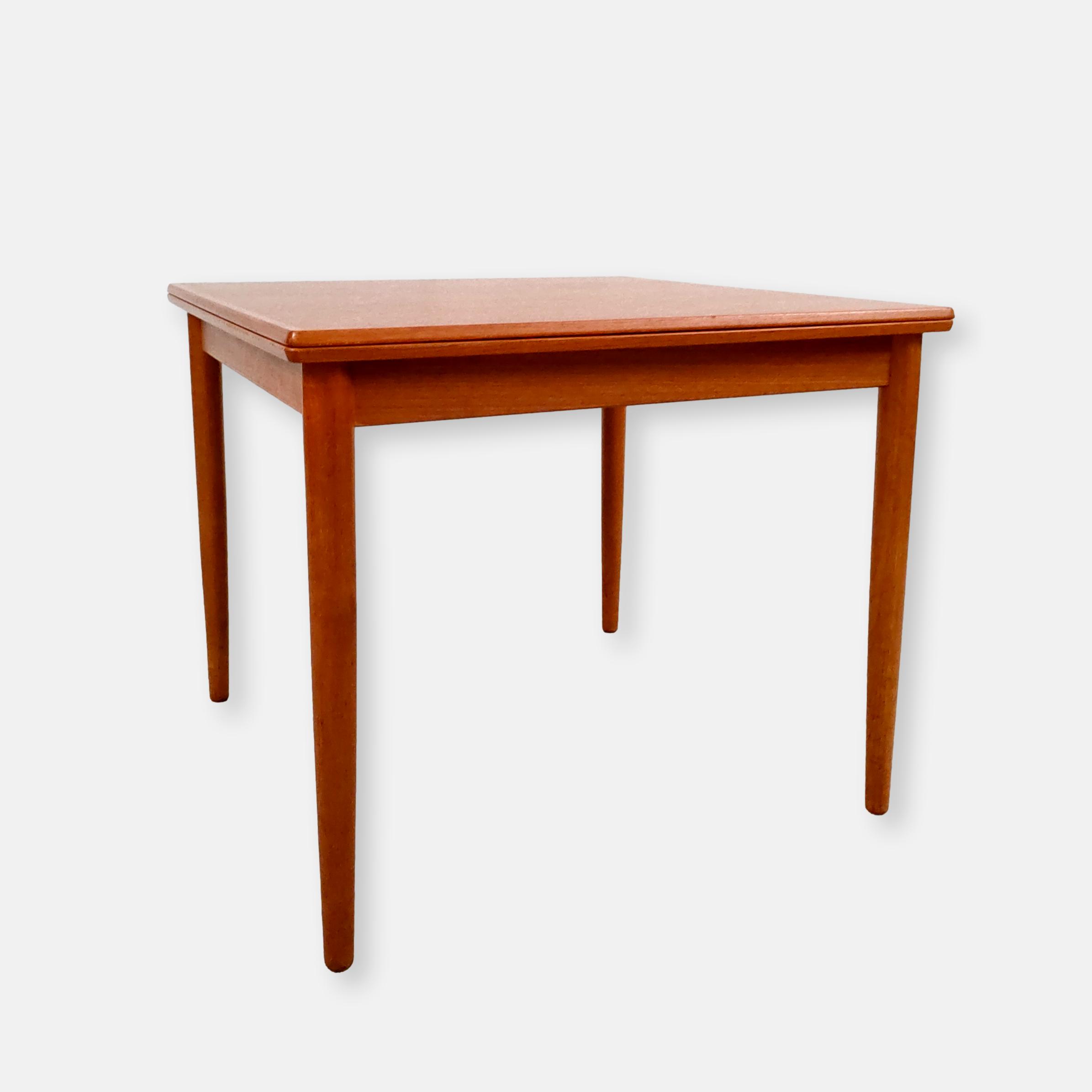 Table à manger scandinave extensible