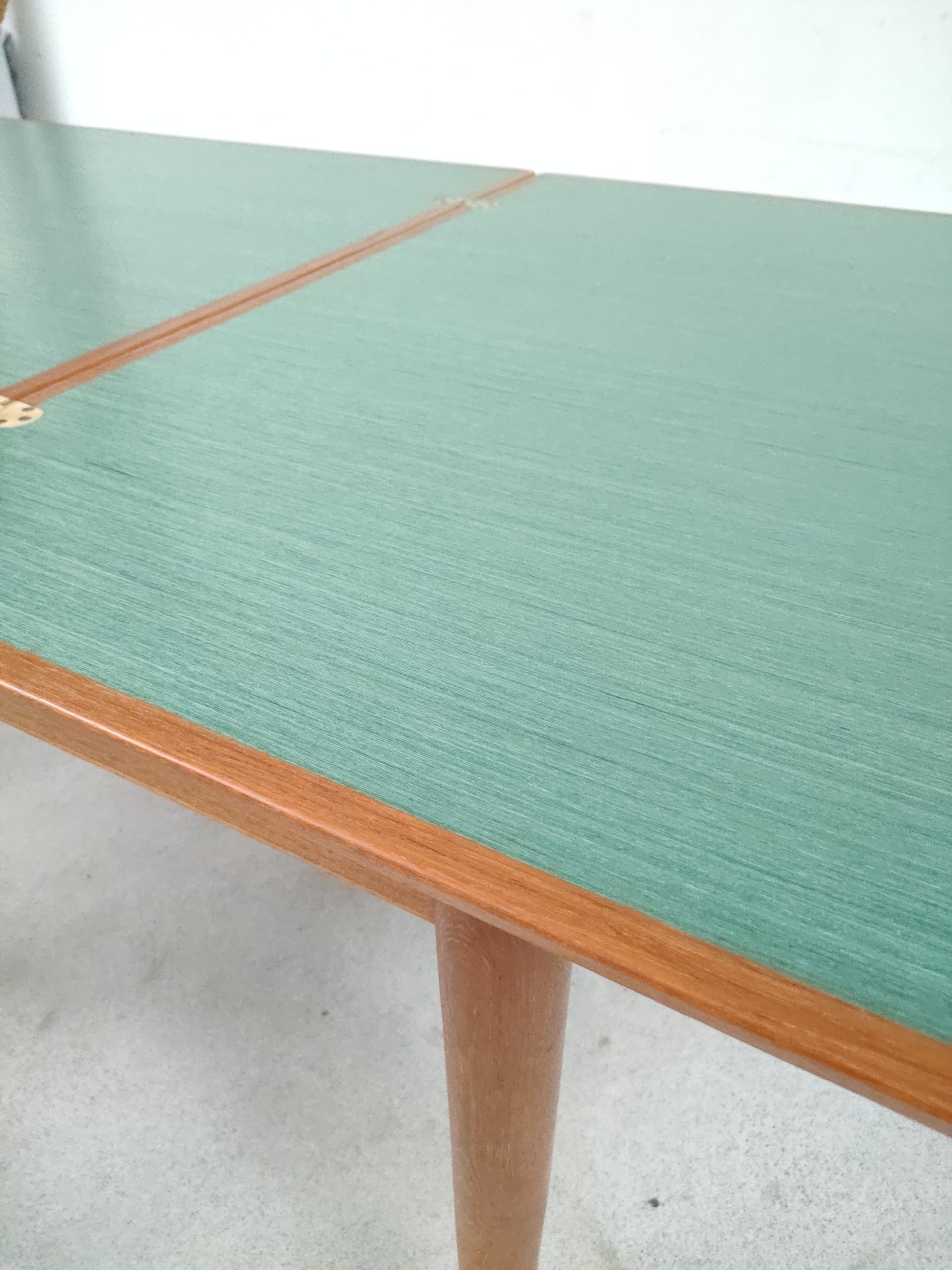 Table à manger scandinave extensible – Image 8