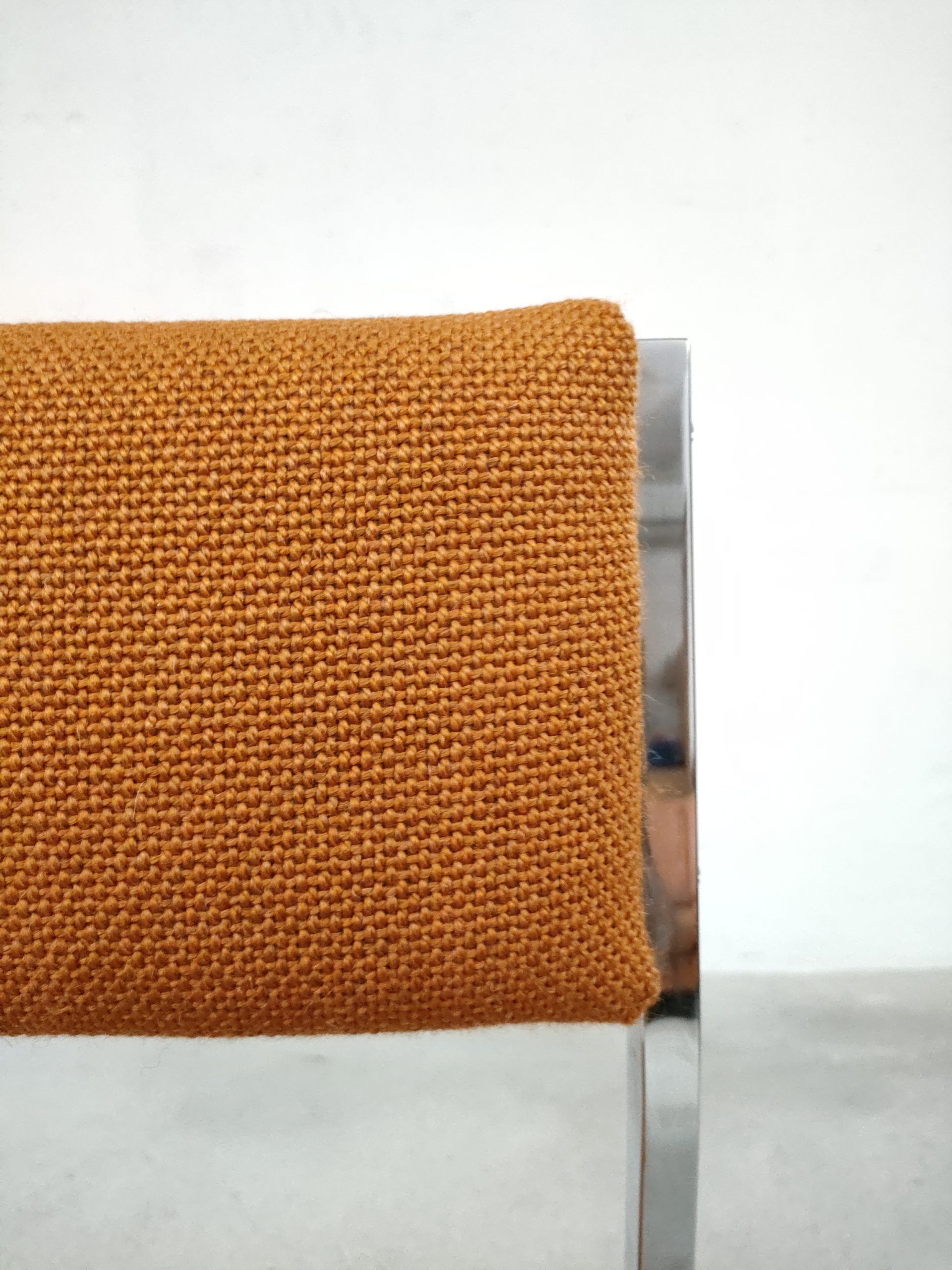 Chaise orange – Image 9