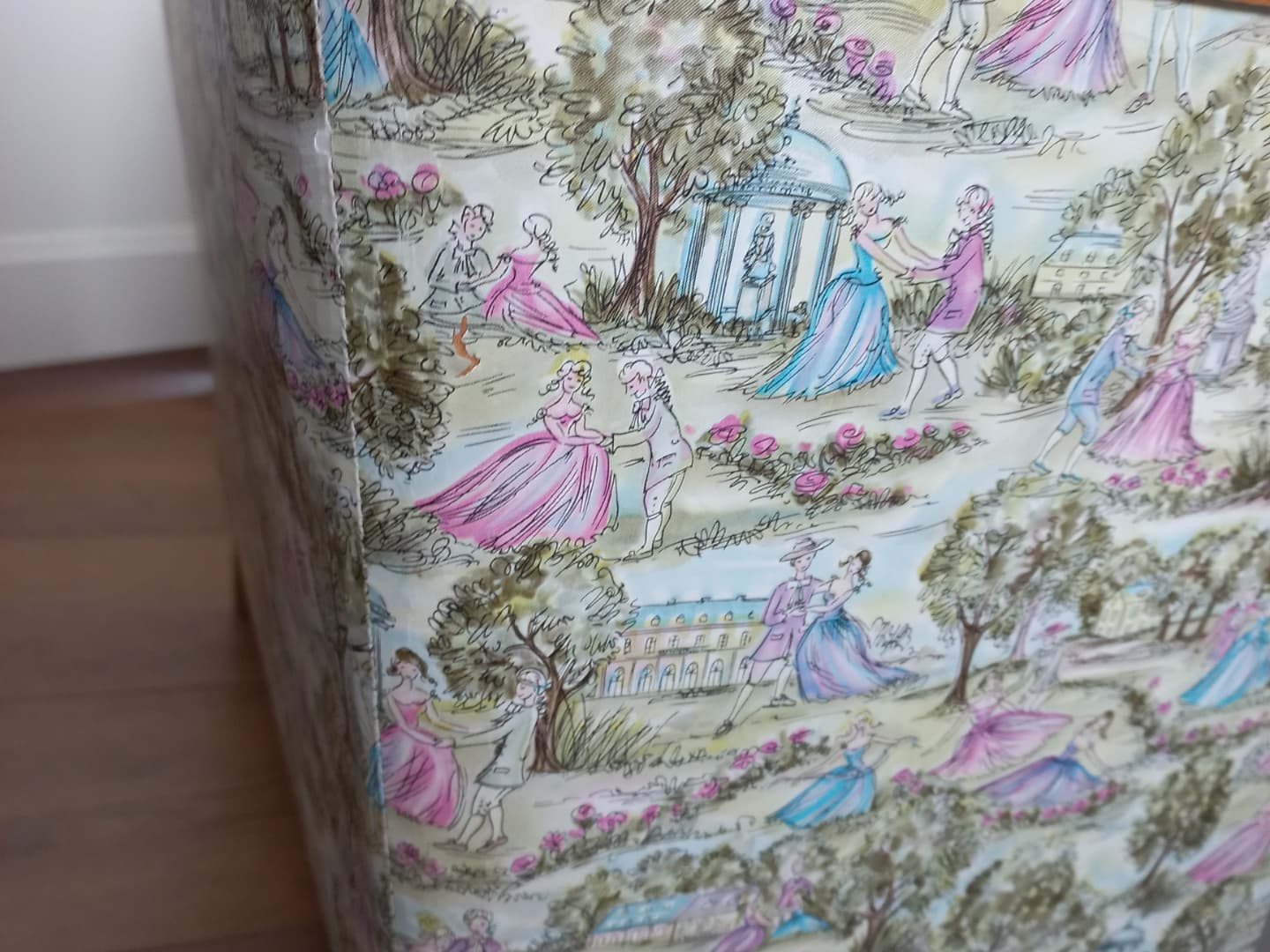 Coffre de rangement vintage – Image 4