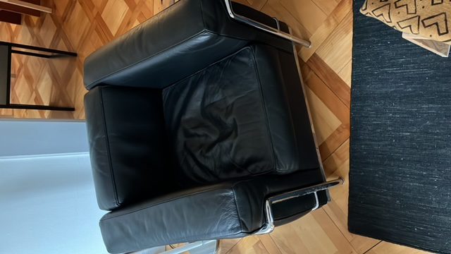 Paire de fauteuils LC2 de Le Corbusier, Perriand, Jeanneret par Cassina – Bild 3