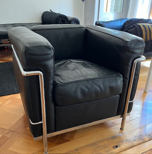 Paire de fauteuils LC2 de Le Corbusier, Perriand, Jeanneret par Cassina – Bild 2