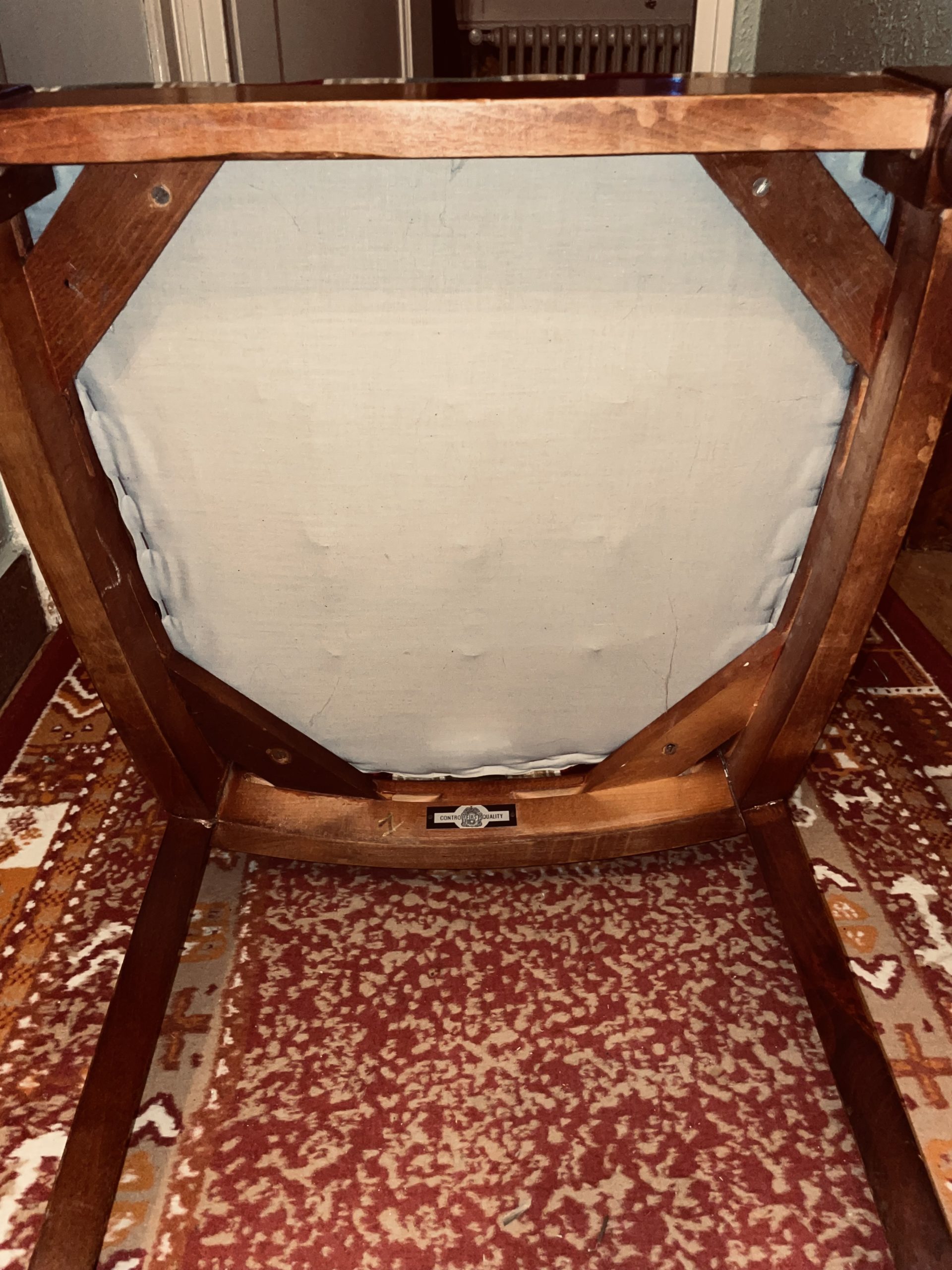 Lot de 5 chaises style Empire à fleur de lys – Image 4