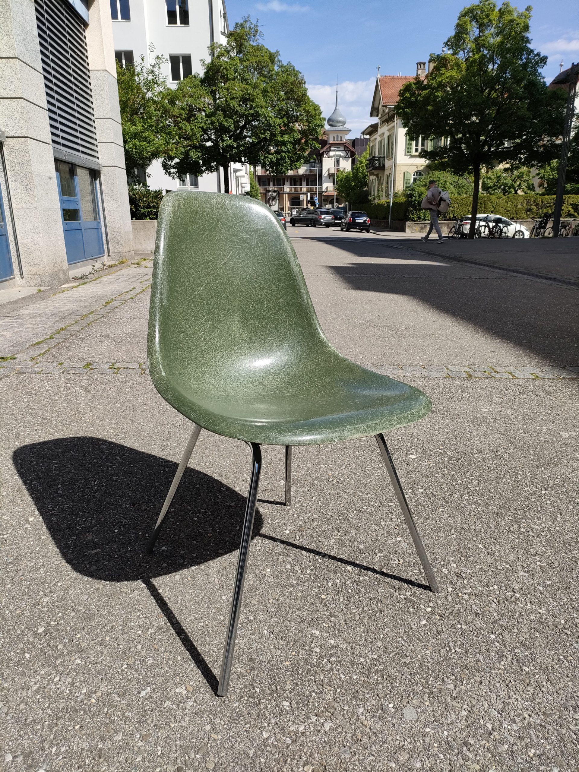 Set de 4 chaises Eames DSX couleur forest green – Image 14