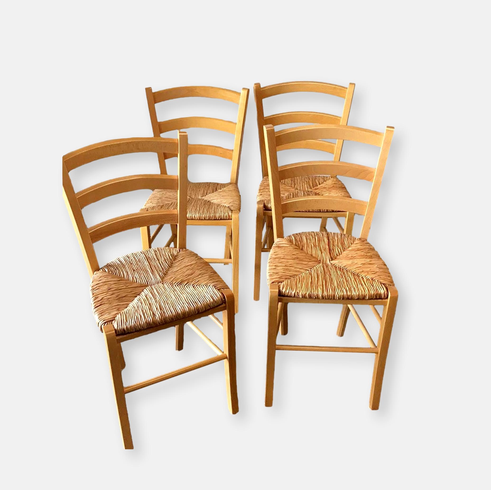 chaises en bois de hêtre et paille de riz
