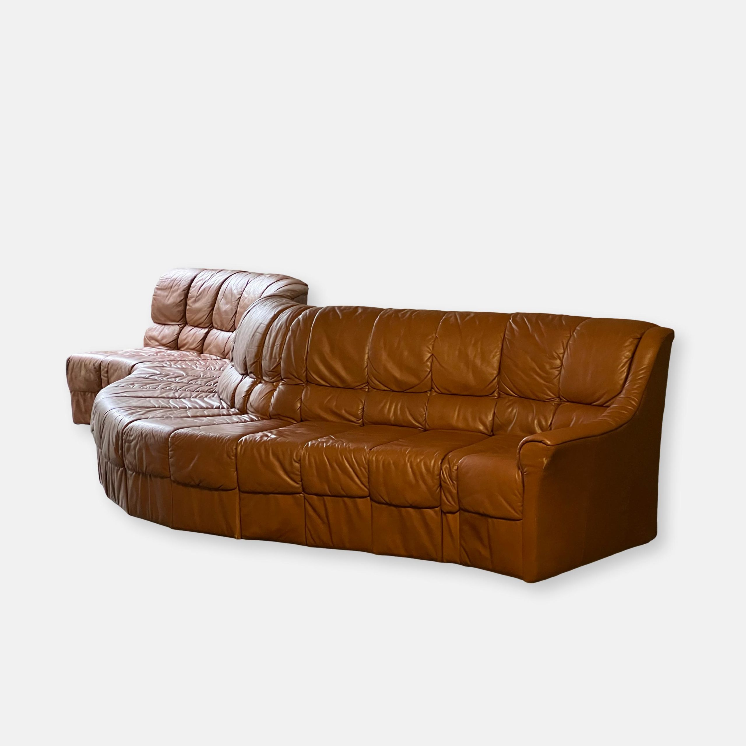 Canapé de style DS-600 en cuir de couleur cognac