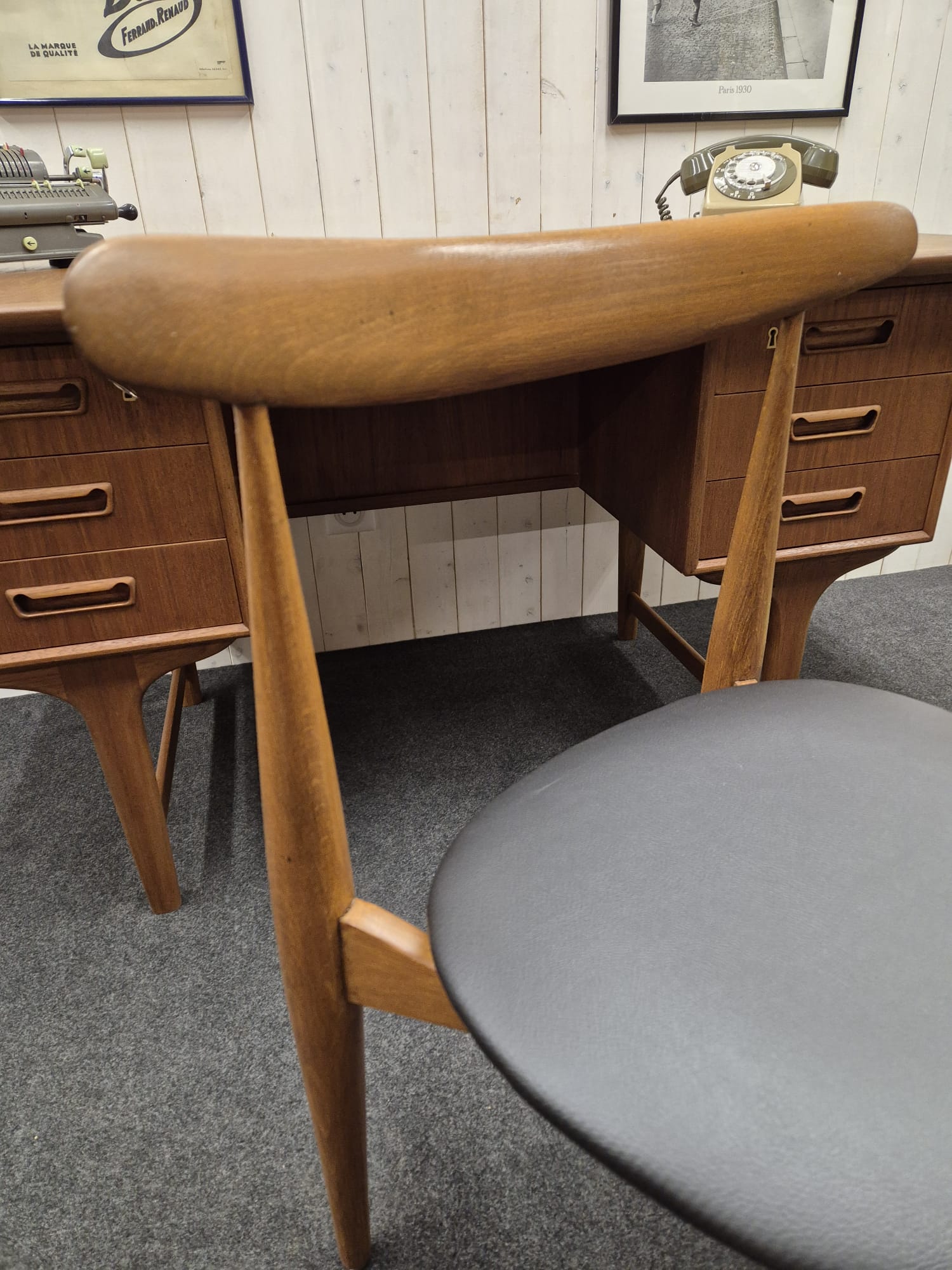 Chaise vintage Hans Wegner – Image 7