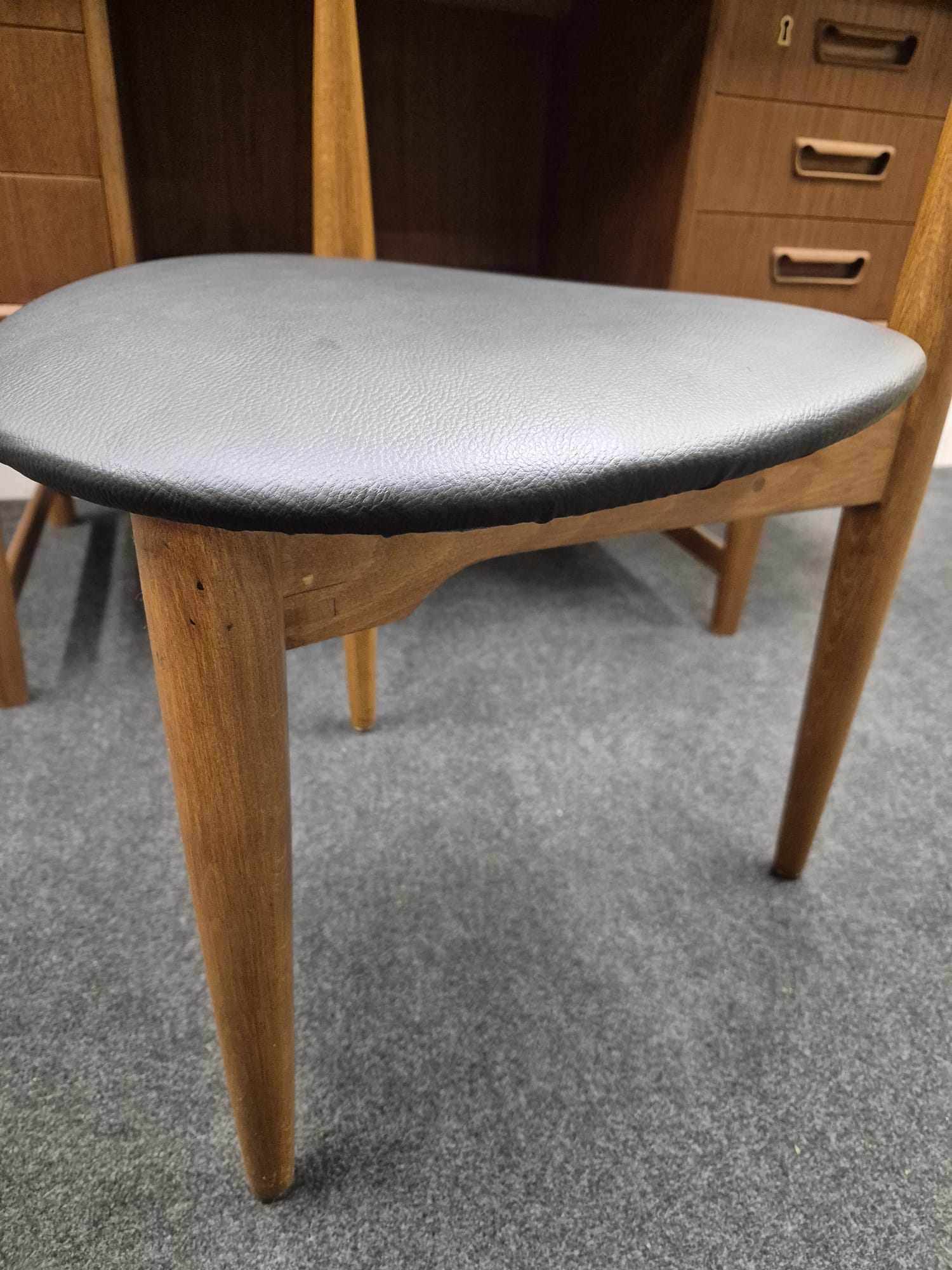 Chaise vintage Hans Wegner – Image 5