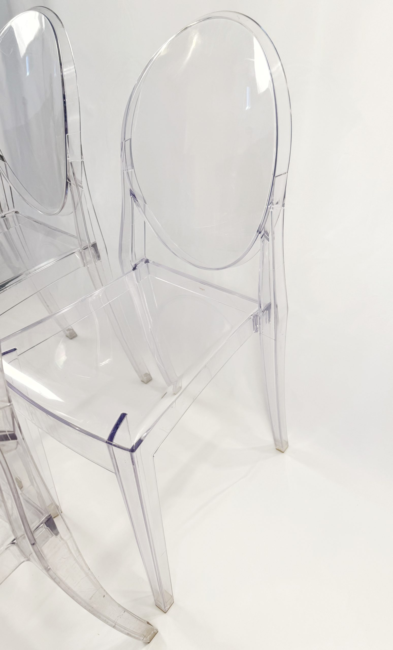 Set of 4 Ghost Victoria Chairs by Philippe Starck for Kartell – Image 9