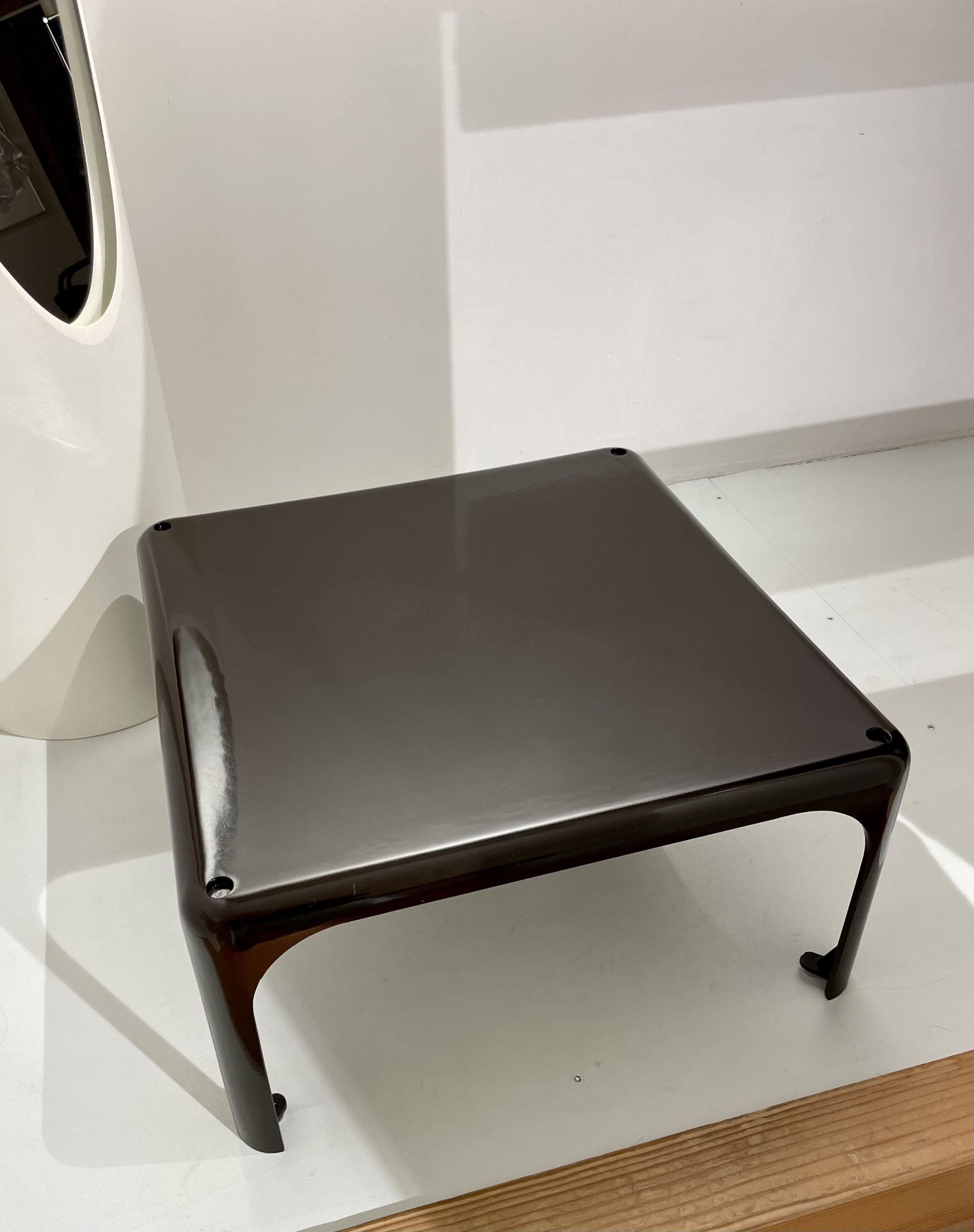 Table basse Demetrio 45 par Vico Magistretti pour Artemide 60 – Bild 5