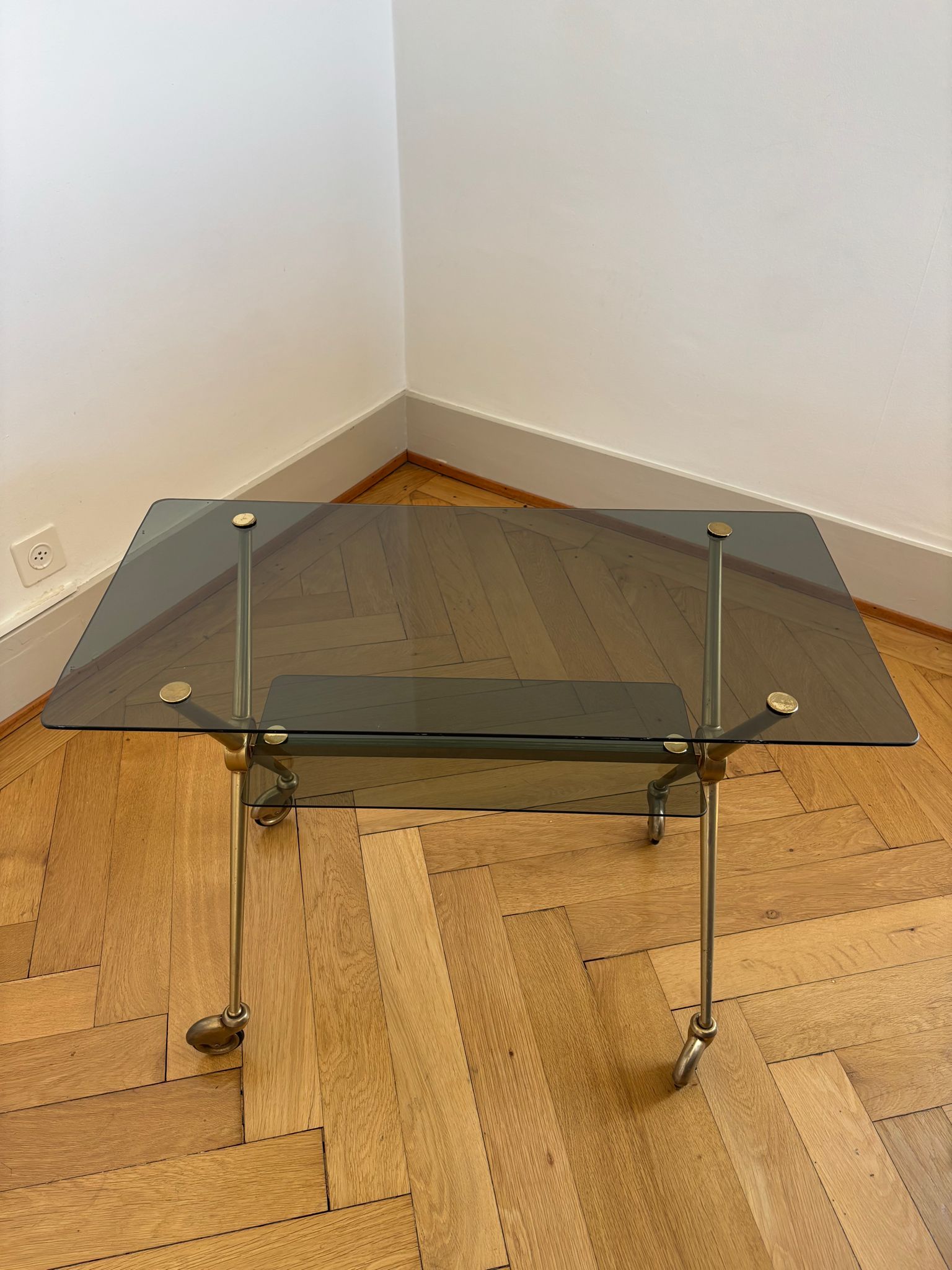 Desserte roulante – laiton & verre fumé – Image 2