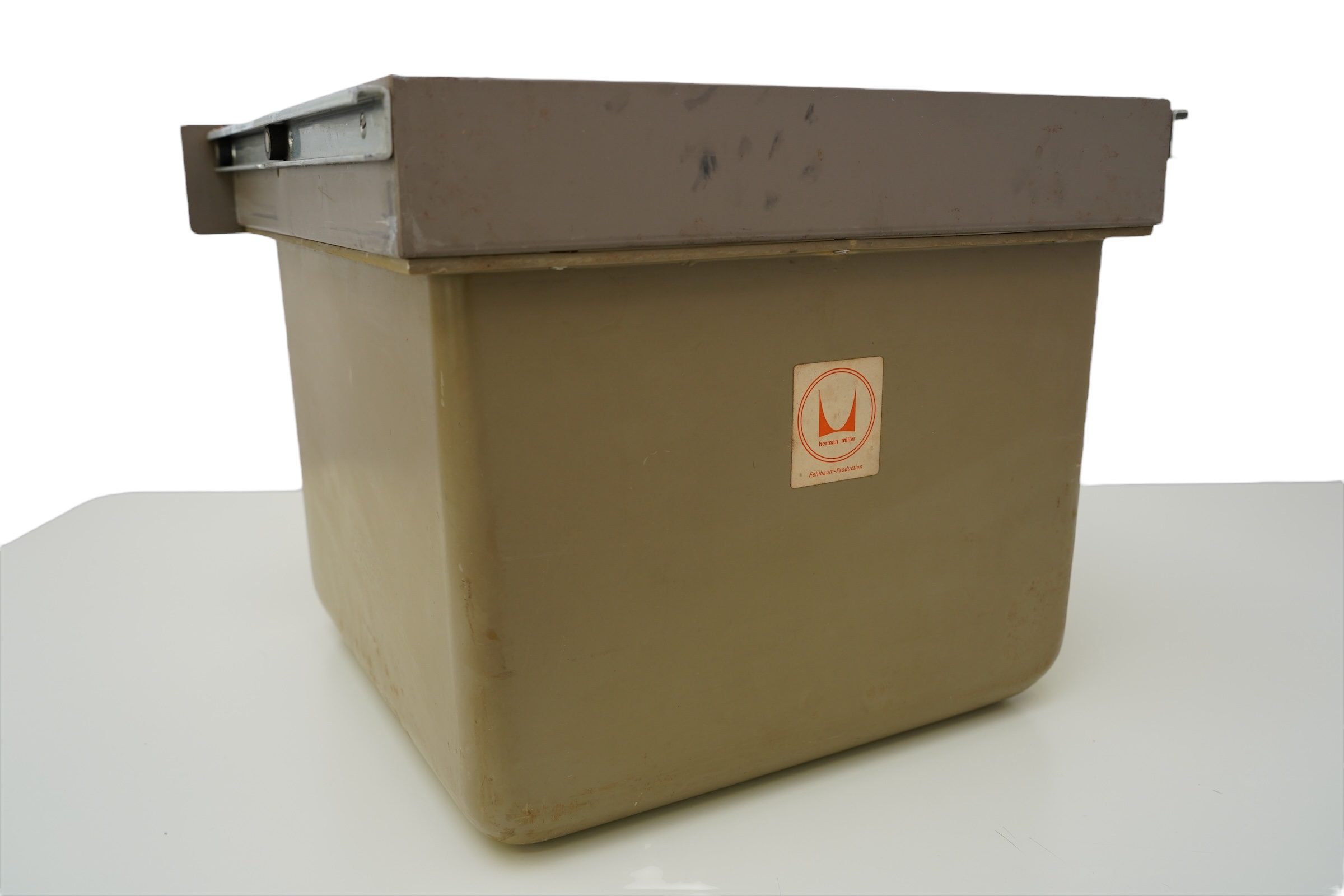 Bureau Action Office de Robert Probst pour Herman Miller – Image 12