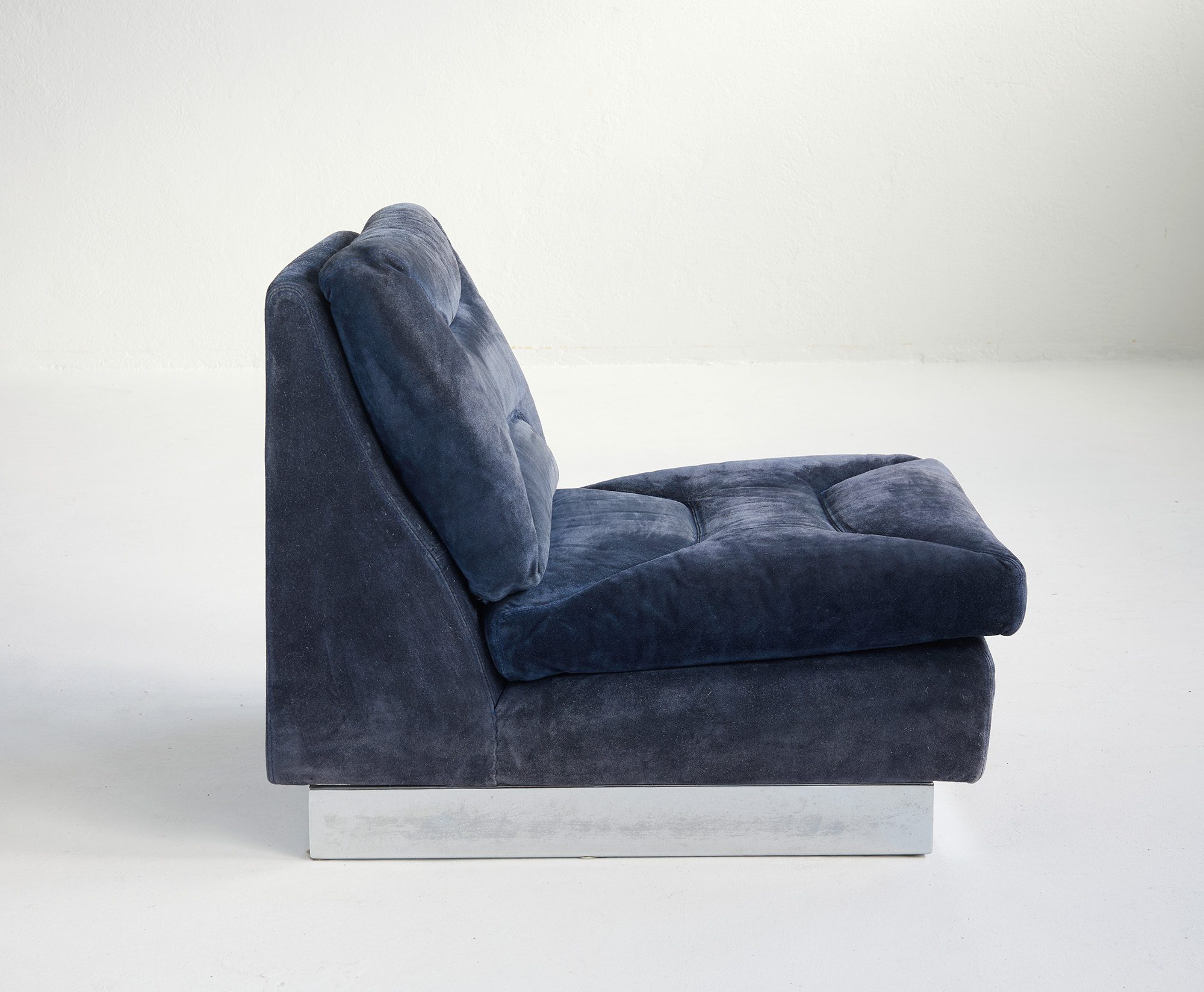 Fauteuil en daim dans le style de Jacques Charpentier – Bild 2