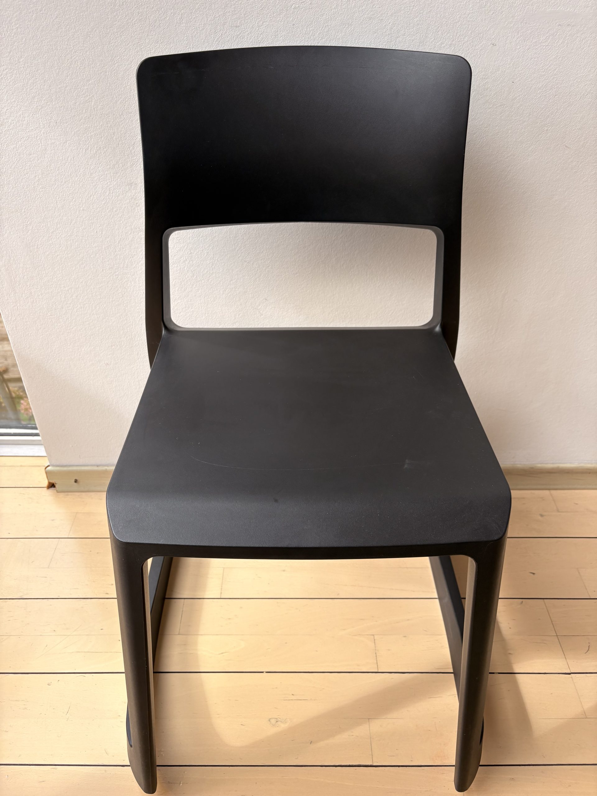 Chaise Vitra Tip Ton RE – Image 3