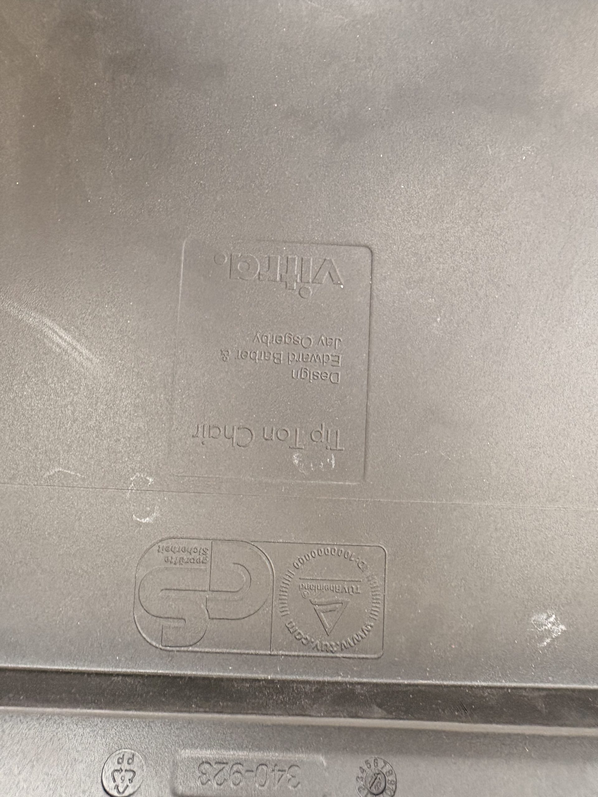 Chaise Vitra Tip Ton RE – Image 5