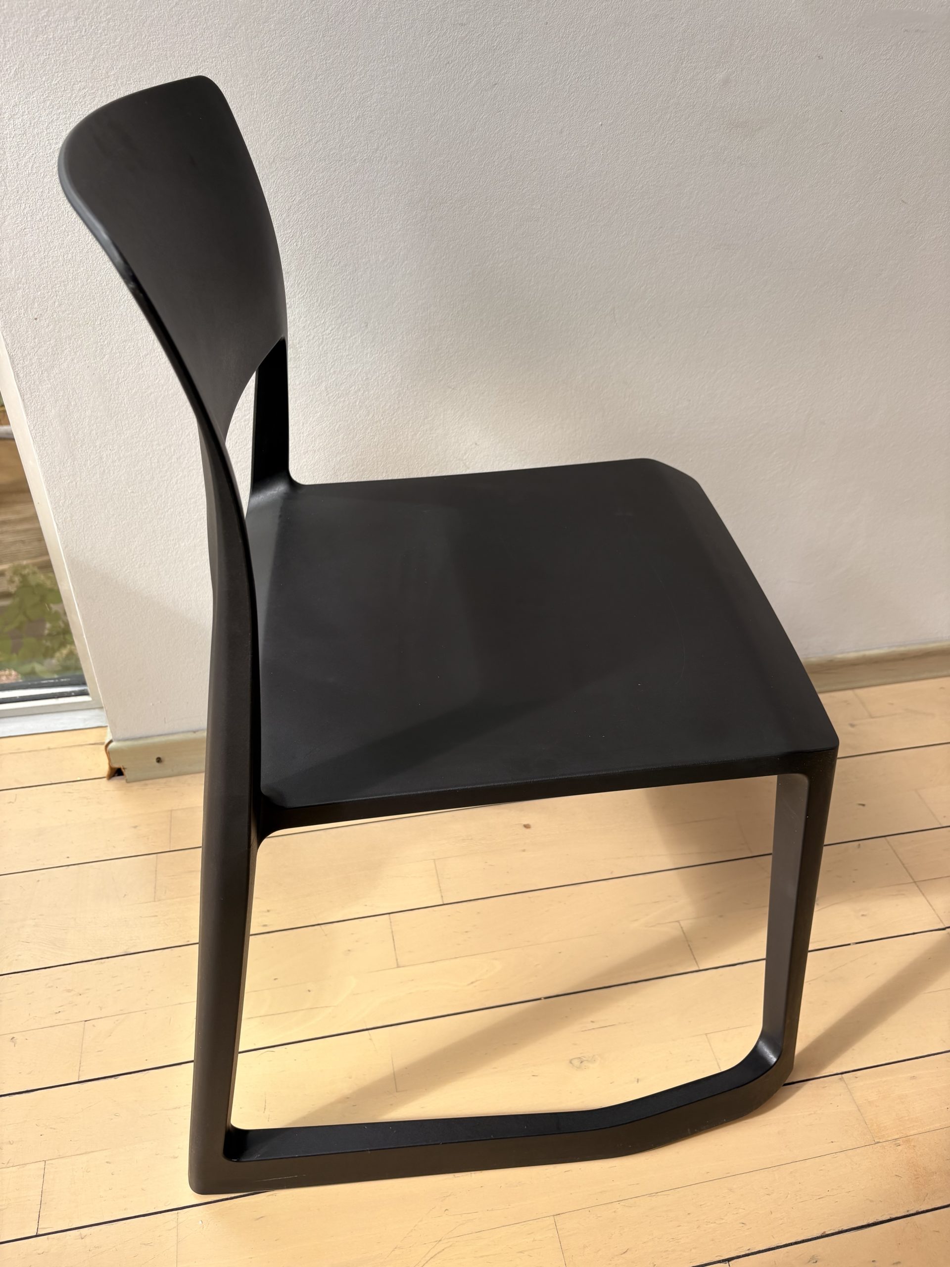 Chaise Vitra Tip Ton RE – Image 2