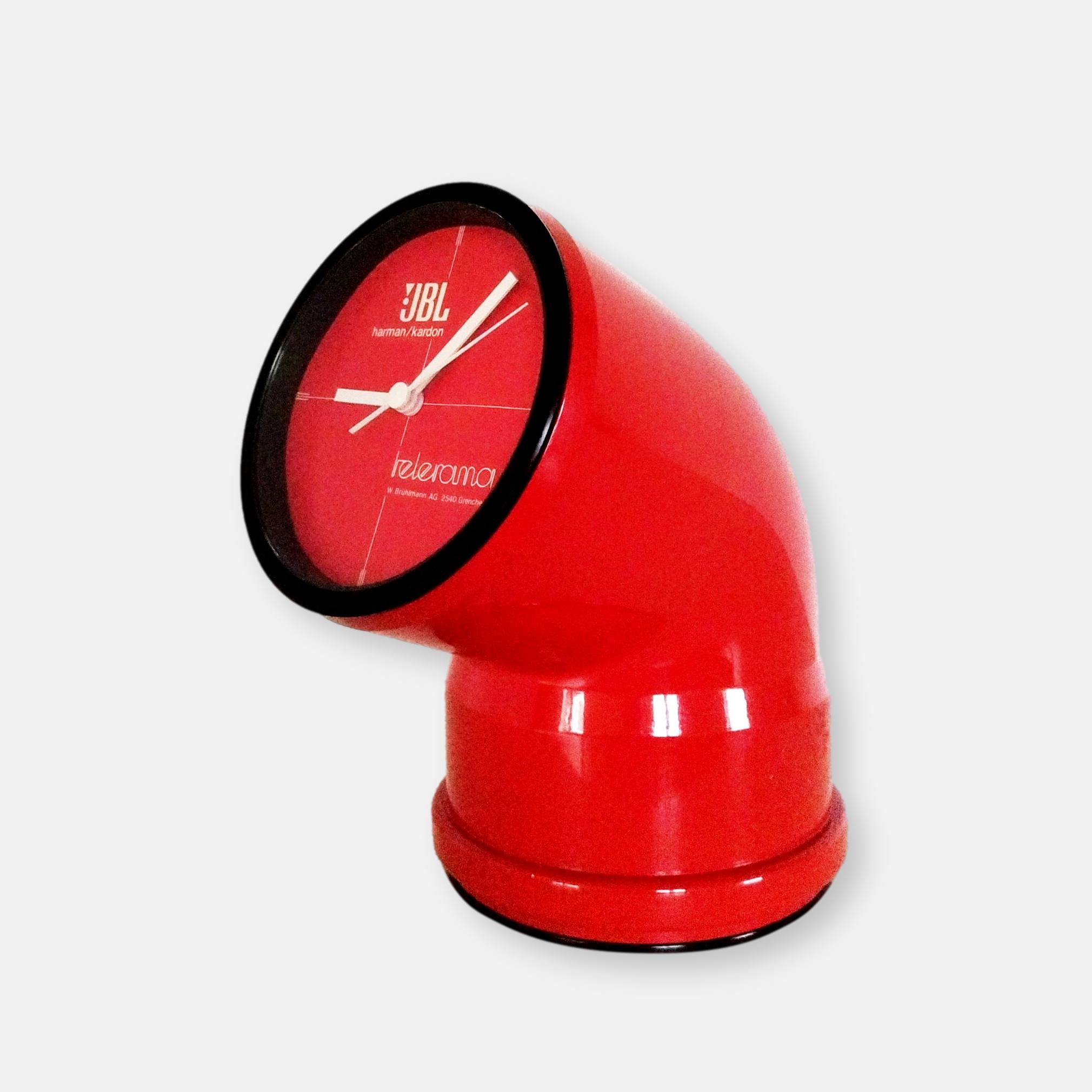 TUBE: l'Horloge publicitaire