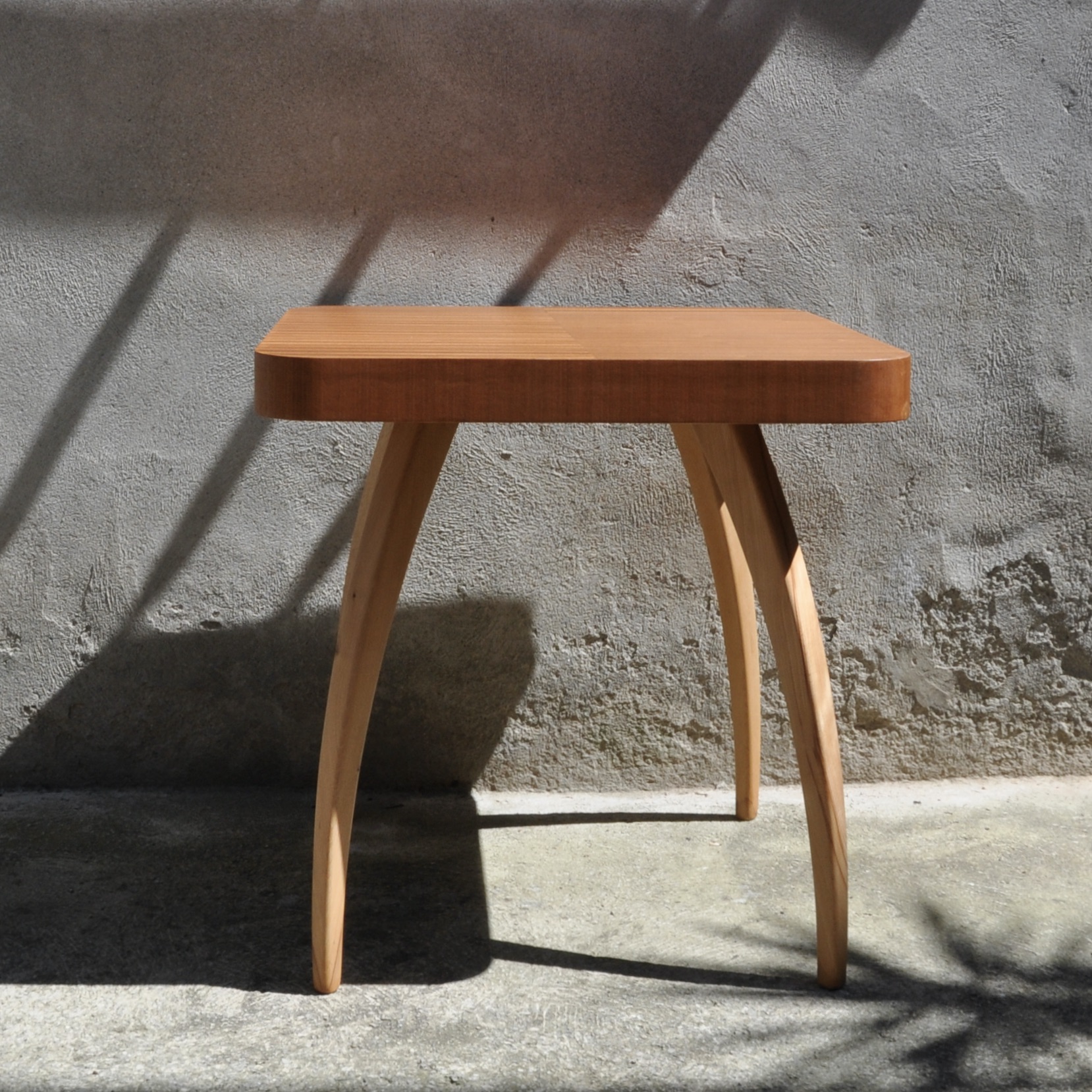 Table H-259 Jindrich Halabala – Image 3