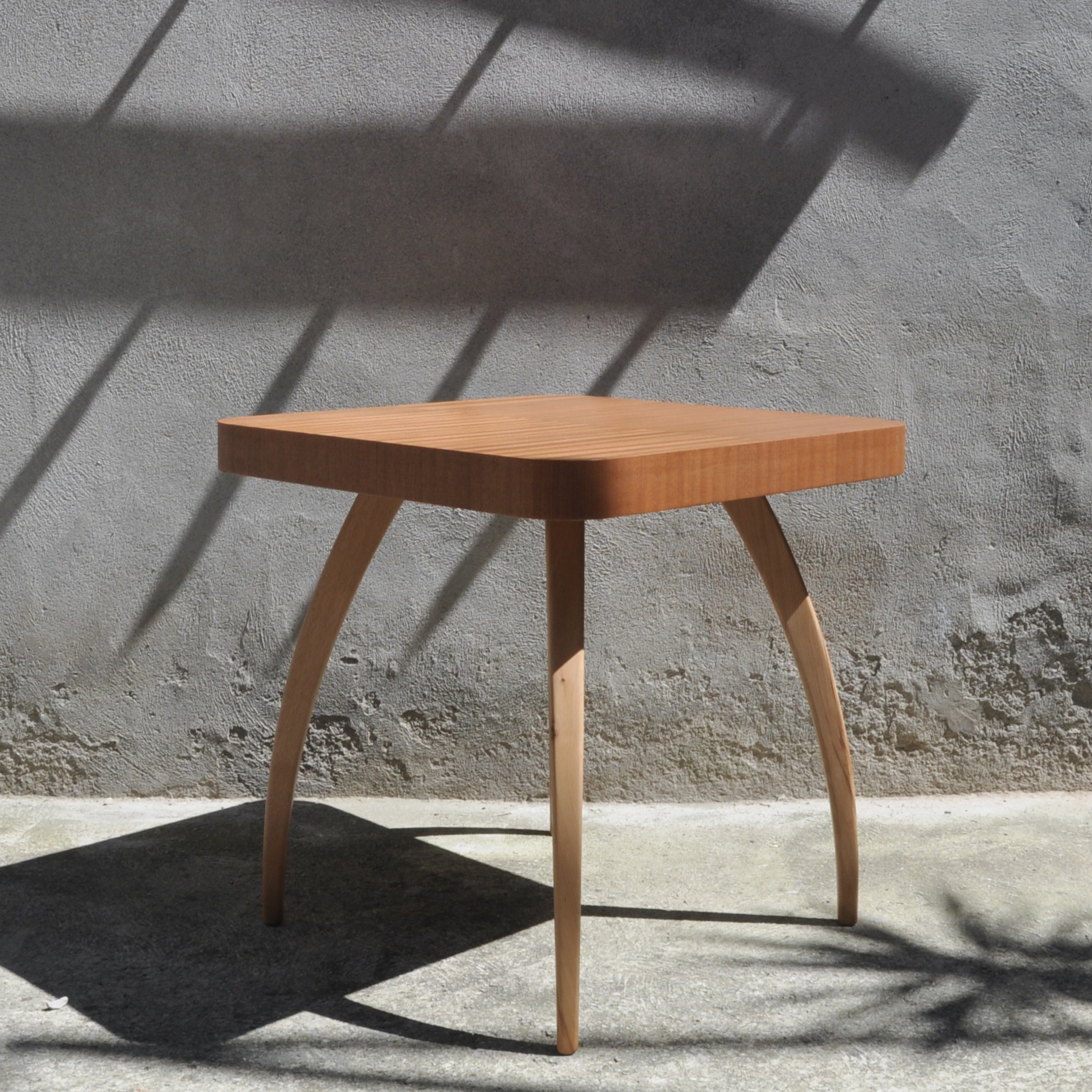 Table H-259 Jindrich Halabala – Image 4