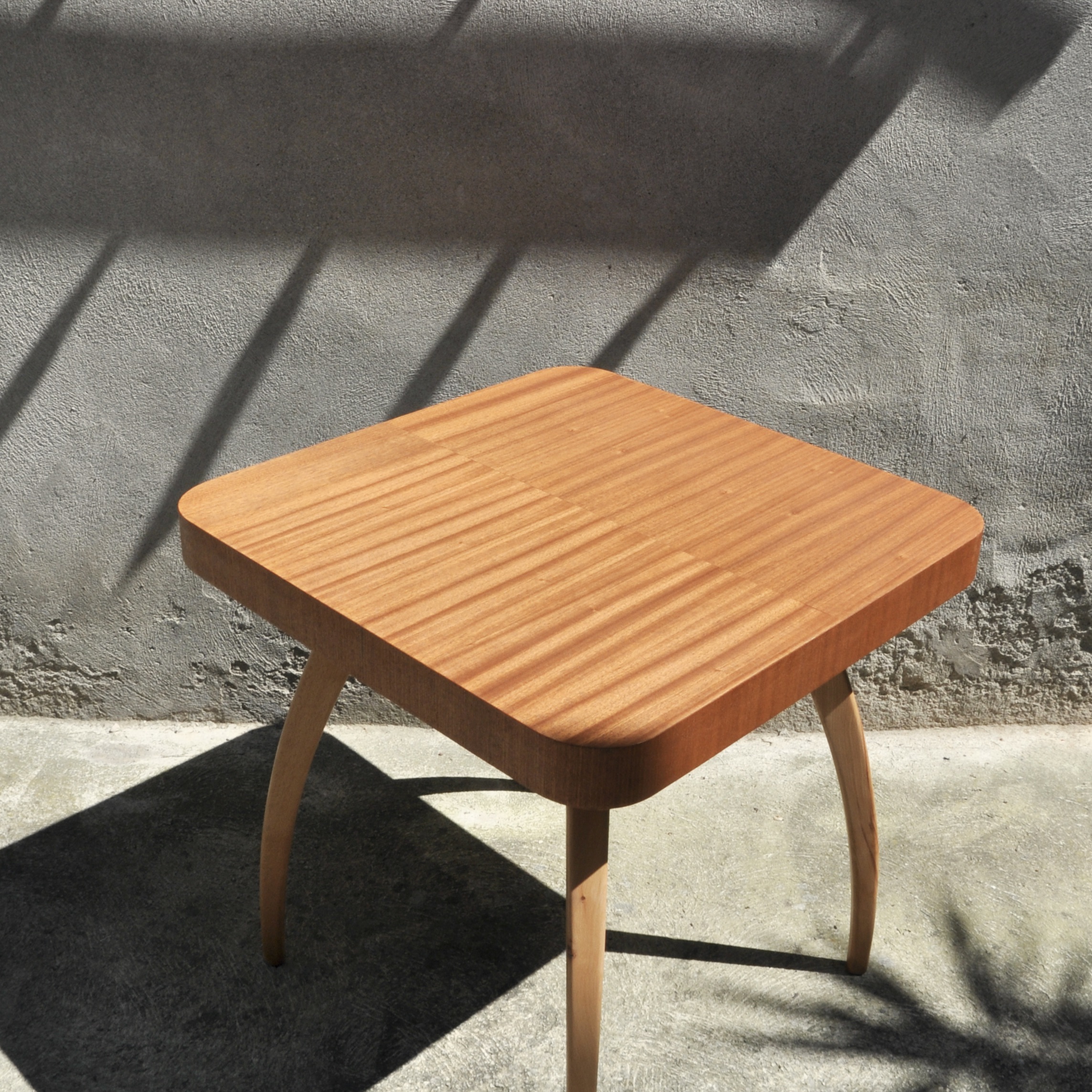 Table H-259 Jindrich Halabala – Image 5