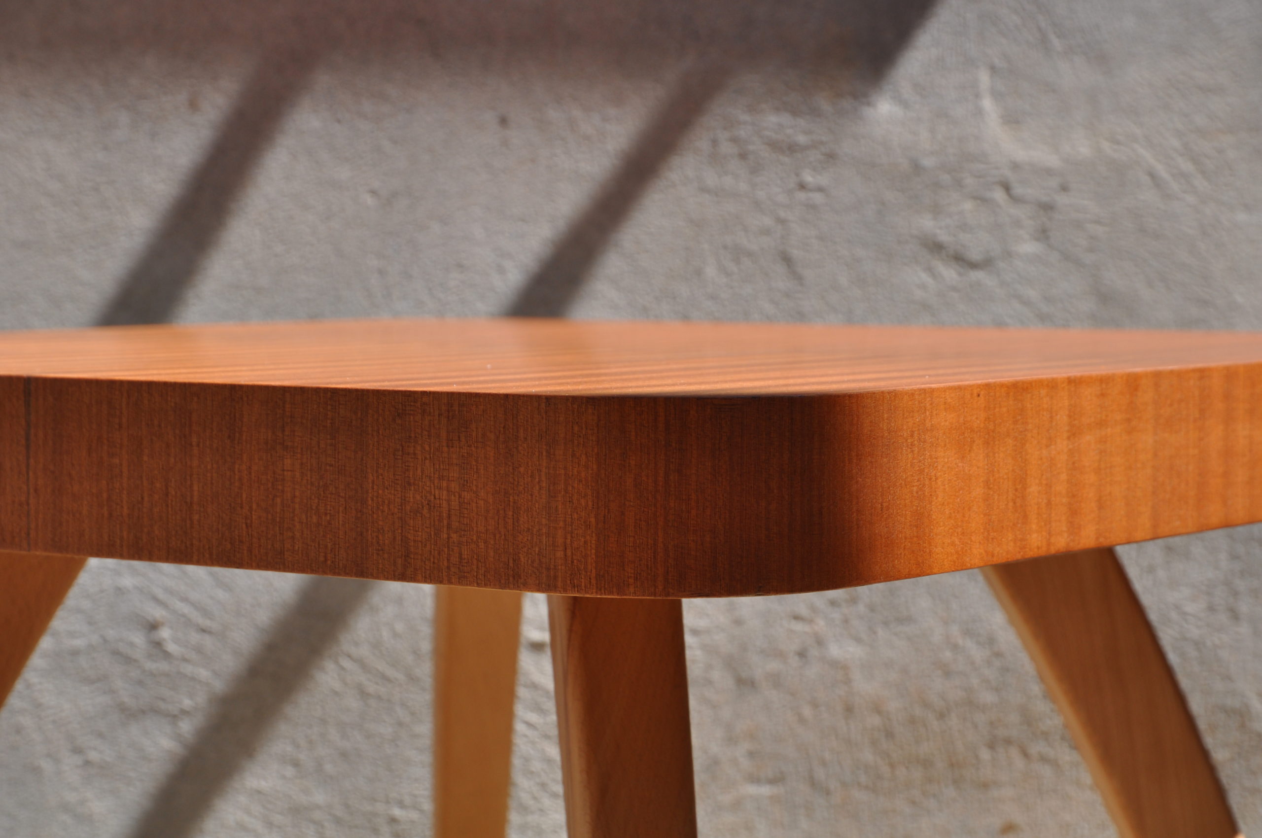 Table H-259 Jindrich Halabala – Image 9