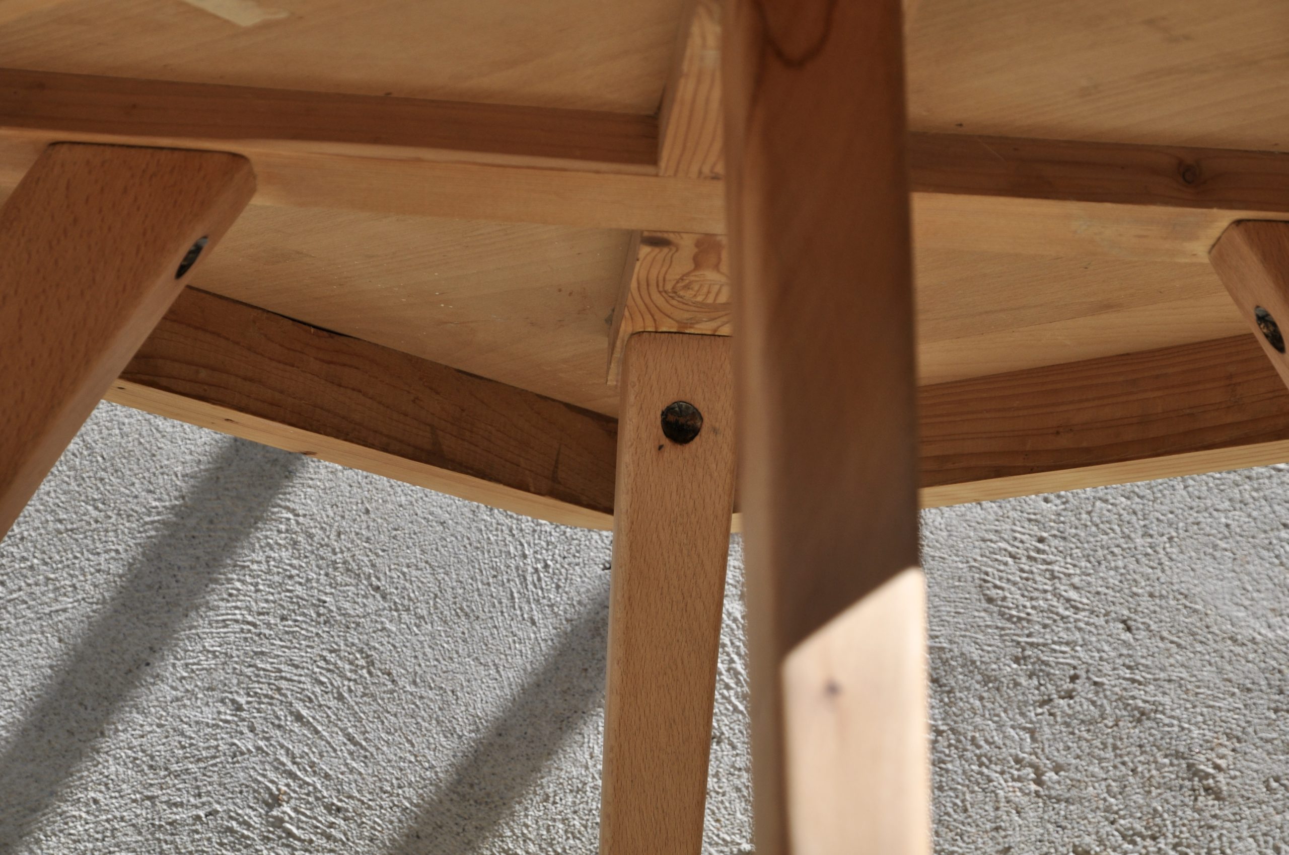 Table H-259 Jindrich Halabala – Image 11