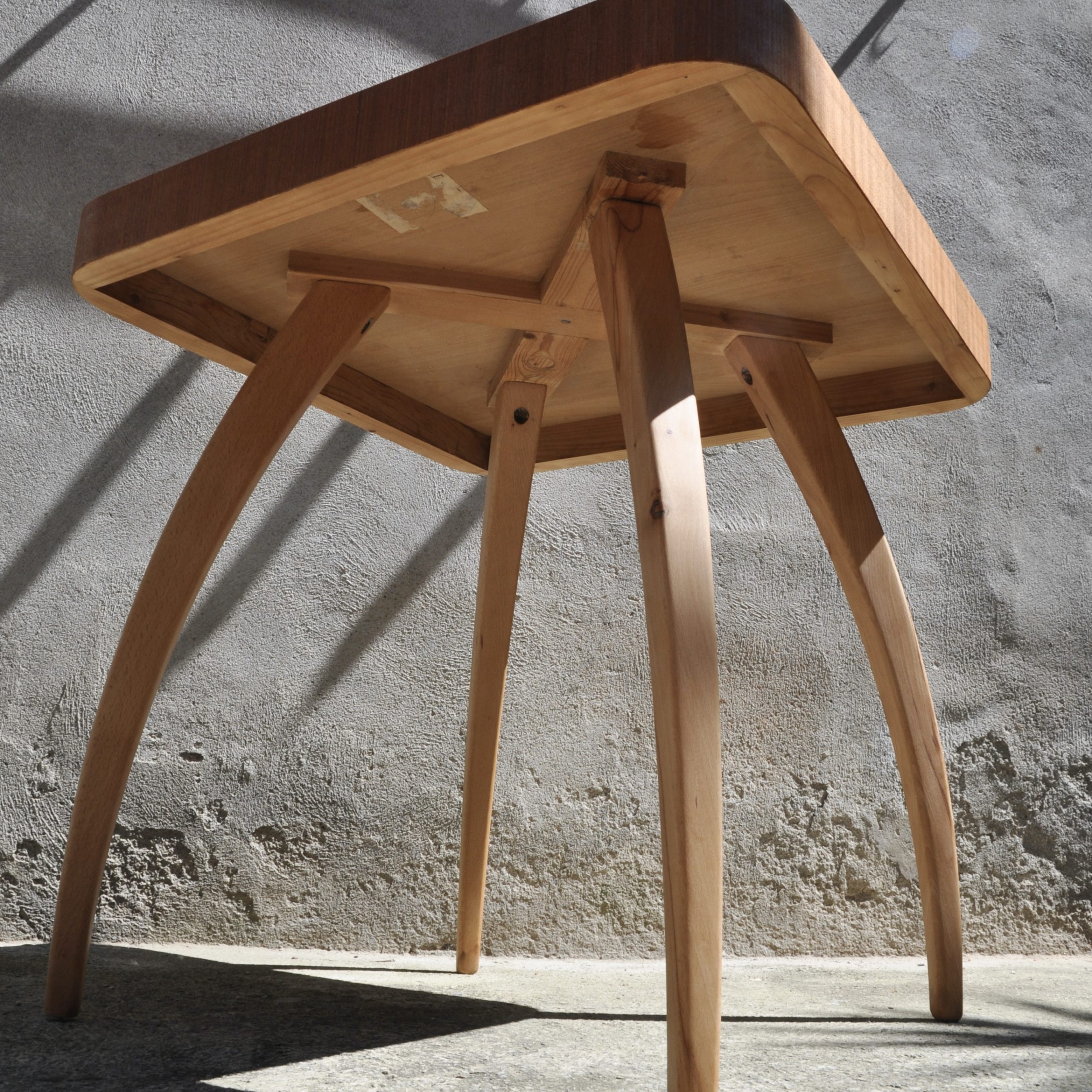 Table H-259 Jindrich Halabala – Image 12