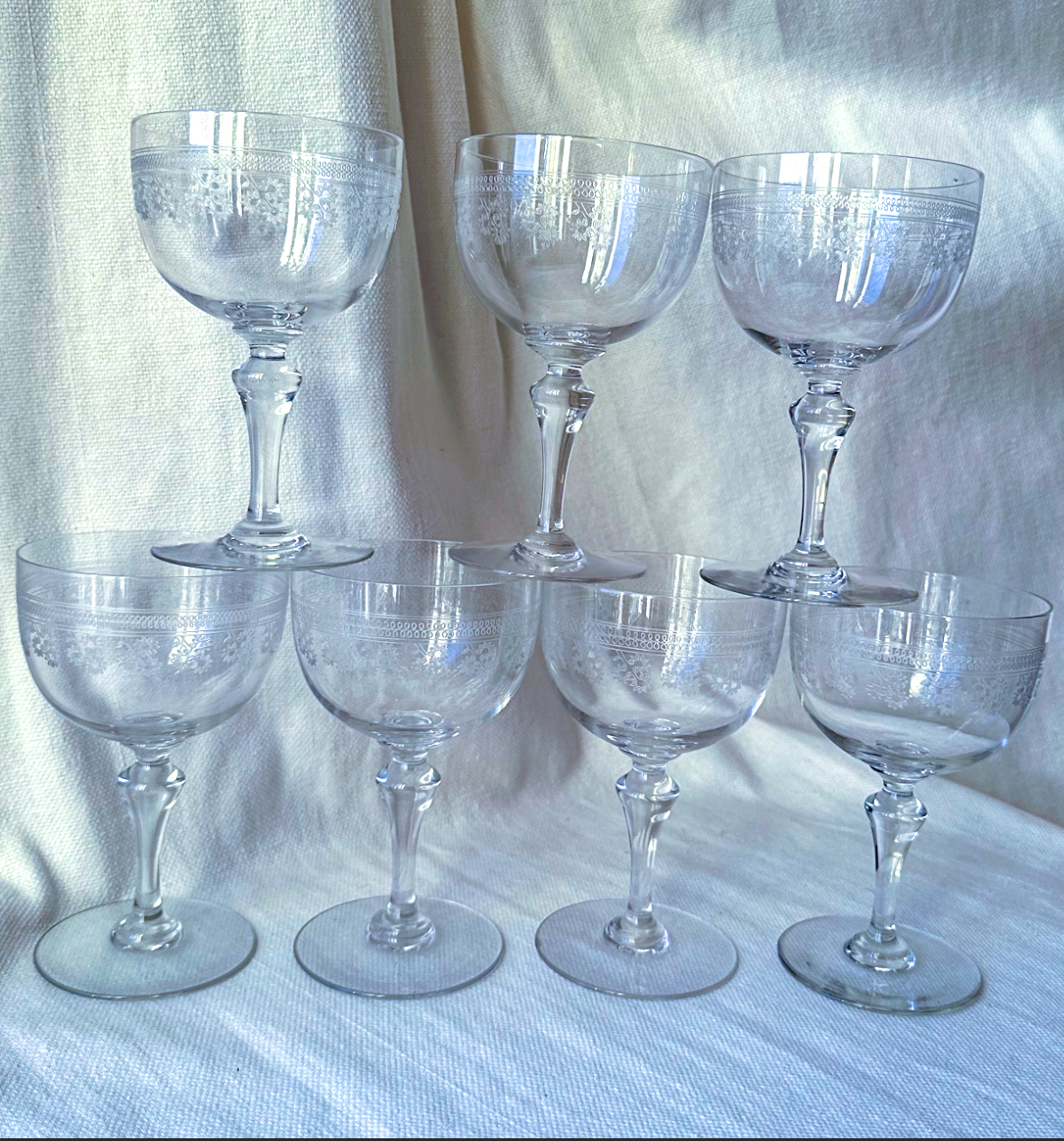 Lot de 7 coupes de champagne en verre gravé – Bild 2