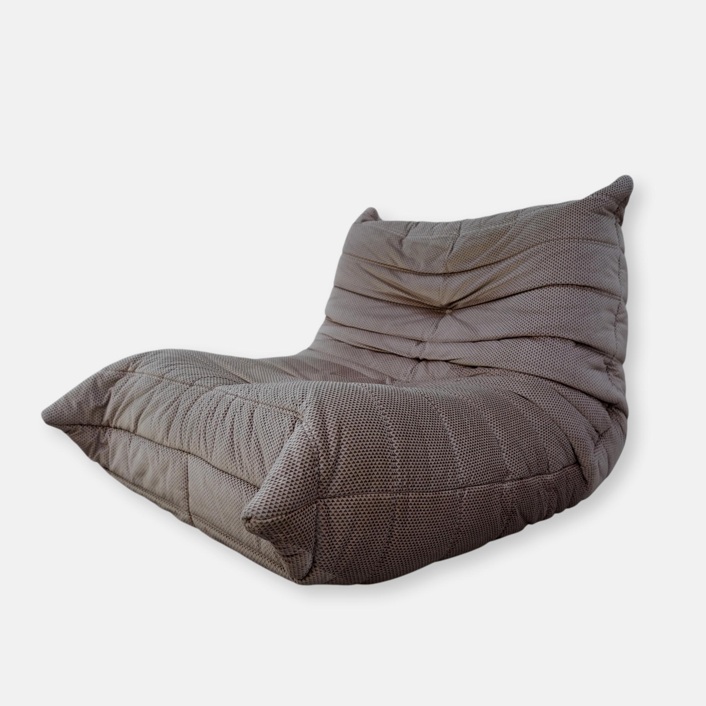 Chauffeuse Togo, Ligne Roset par Michel Ducaroy