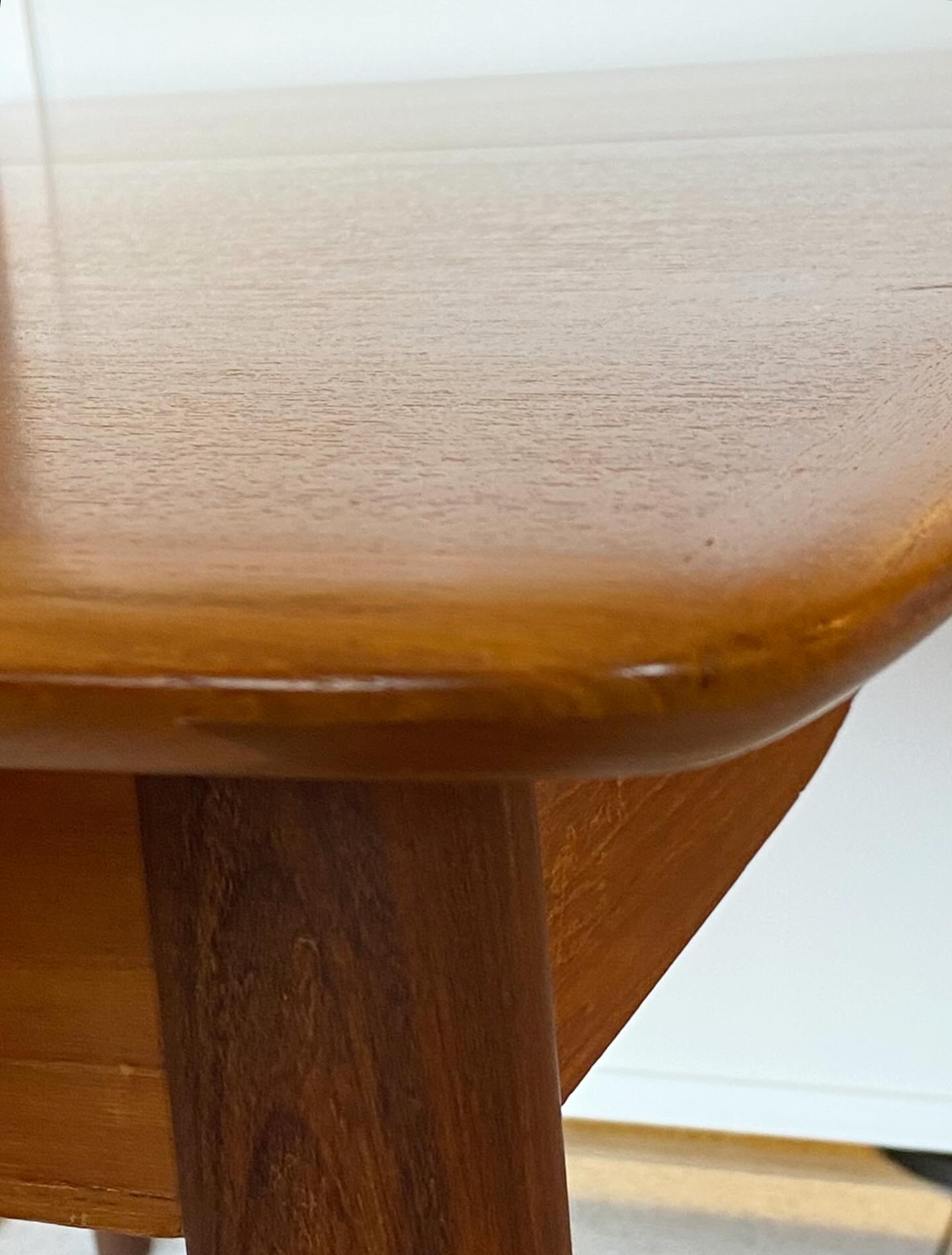 Table à manger en teck avec rallonge – Image 9