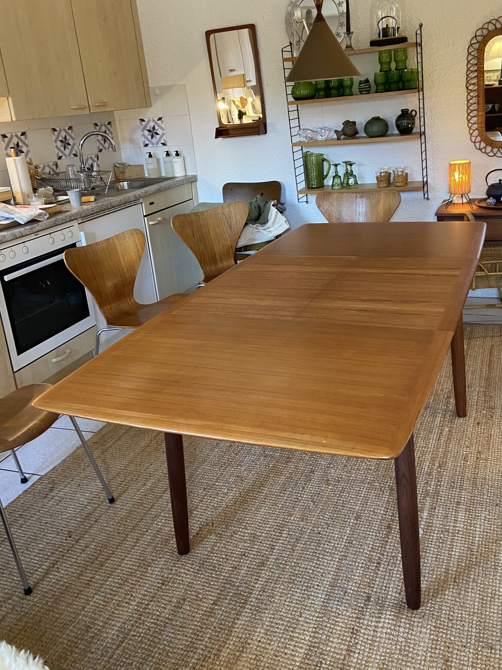 Table à manger en teck avec rallonge – Image 13